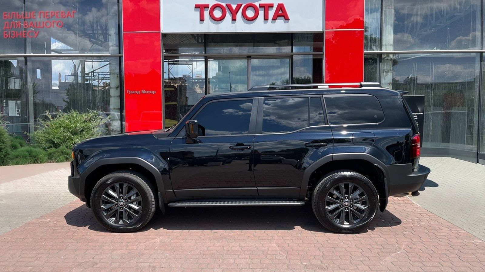 Toyota LAND CRUISER PRADO 2025 року, Універсал, Тойота Центр Хмельницький "Гранд Мотор", м.Хмельницький | Фото № 3 Toyota LAND CRUISER PRADO 2025 року з пробігом 436 км, Універсал, Тойота Центр Хмельницький "Гранд Мотор", м.Хмельницький - 3345800 ГРН | Фото № 3