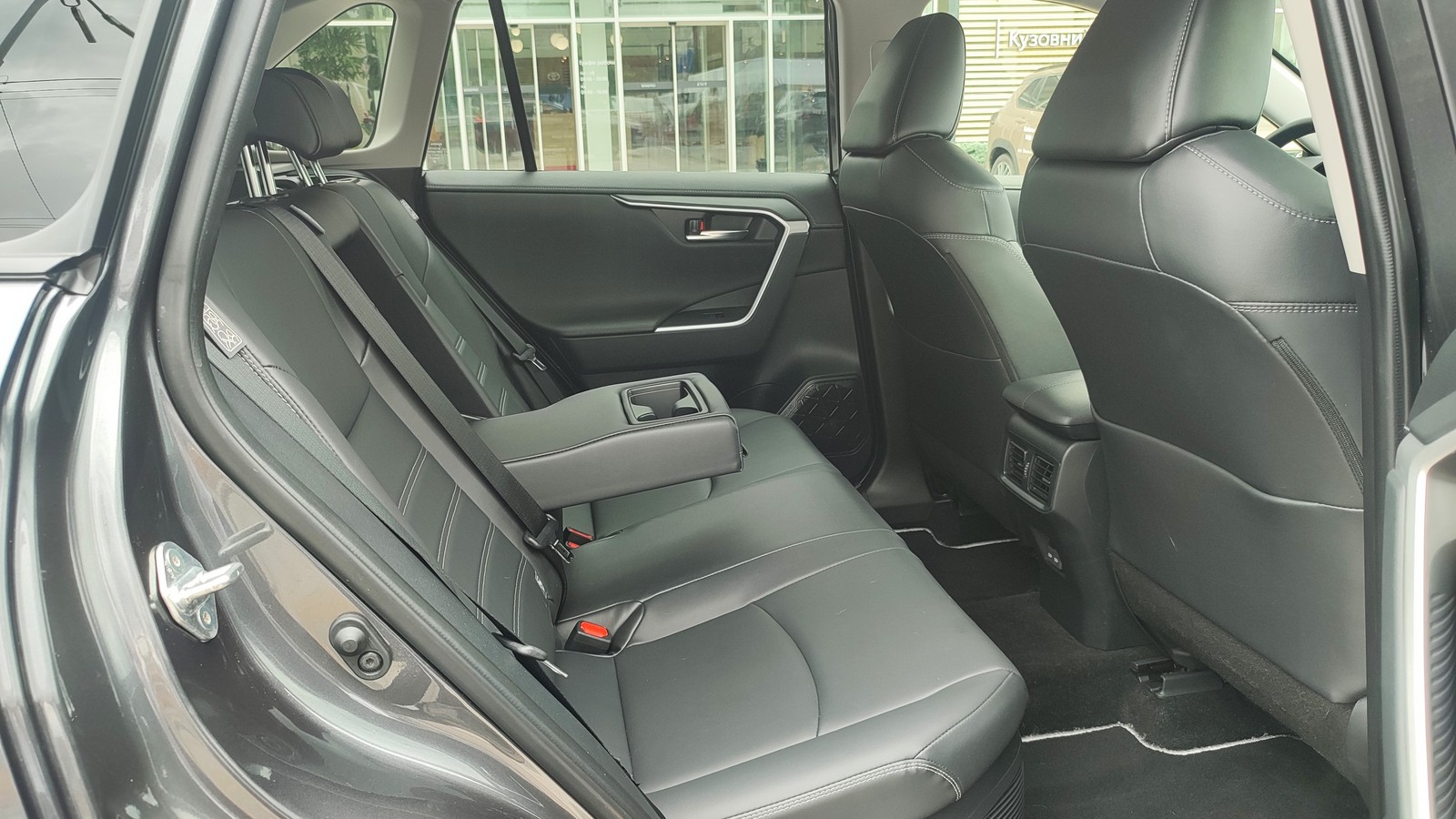 Toyota RAV4 2024 року з пробігом 37886 км, Універсал, Тойота Центр Київ "ВіДі Автострада", м.Київ - 2085000 ГРН | Фото № 7