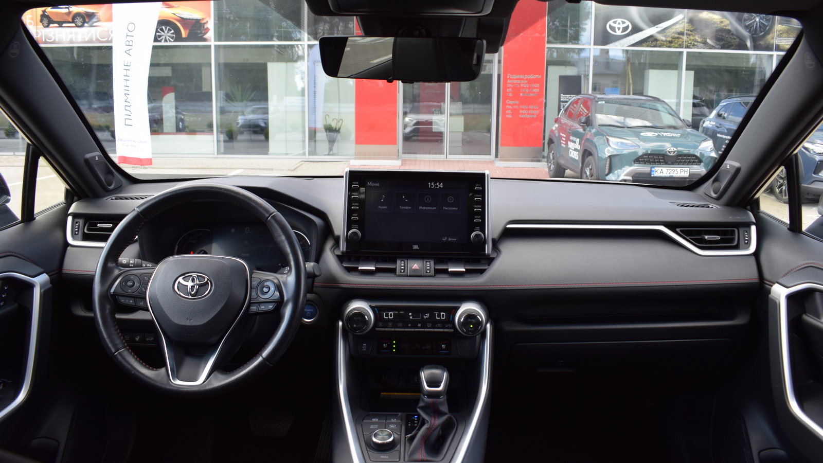 Toyota RAV4 Plug-In 2021 року, Ліфтбек, Тойота Центр Житомир "Стар - Кар", м.Житомир | Фото № 8 Toyota RAV4 Plug-In 2021 року з пробігом 112282 км, Ліфтбек, Тойота Центр Житомир "Стар - Кар", м.Житомир - 2015850 ГРН | Фото № 8