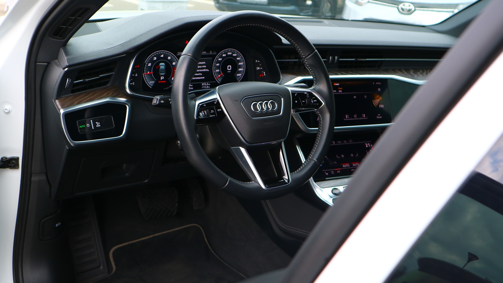 Інші авто AUDI A6 2020 року, Седан, Тойота Центр Київ "Автосаміт Укравто Столичне", м.Київ | Фото № 16 Інші авто AUDI A6 2020 року з пробігом 51670 км, Седан, Тойота Центр Київ "Автосаміт Укравто Столичне", м.Київ - 1823000 ГРН | Фото № 16
