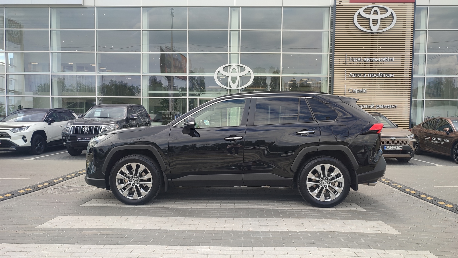 Toyota RAV4 2022 року, Універсал, Тойота Центр Київ "ВіДі Автострада", м.Київ | Фото № 3 Toyota RAV4 2022 року з пробігом 44128 км, Універсал, Тойота Центр Київ "ВіДі Автострада", м.Київ - 2055000 ГРН | Фото № 3