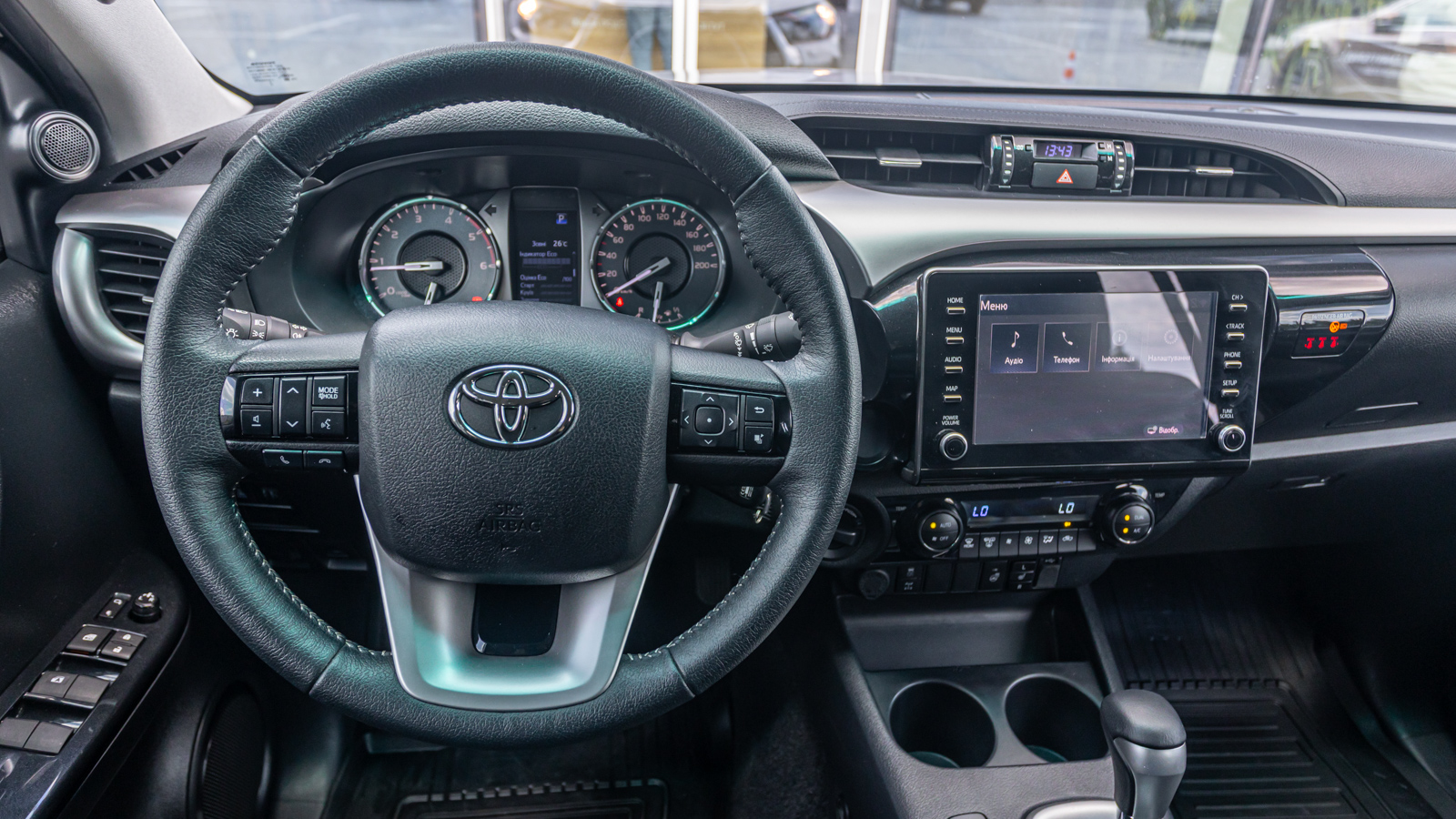 Toyota HILUX 2022 року, Пікап, Тойота Центр Дніпро "Алмаз Мотор" на Запорізькому шосе, м.Дніпро | Фото № 9 Toyota HILUX 2022 року з пробігом 28240 км, Пікап, Тойота Центр Дніпро "Алмаз Мотор" на Запорізькому шосе, м.Дніпро - 2160000 ГРН | Фото № 9