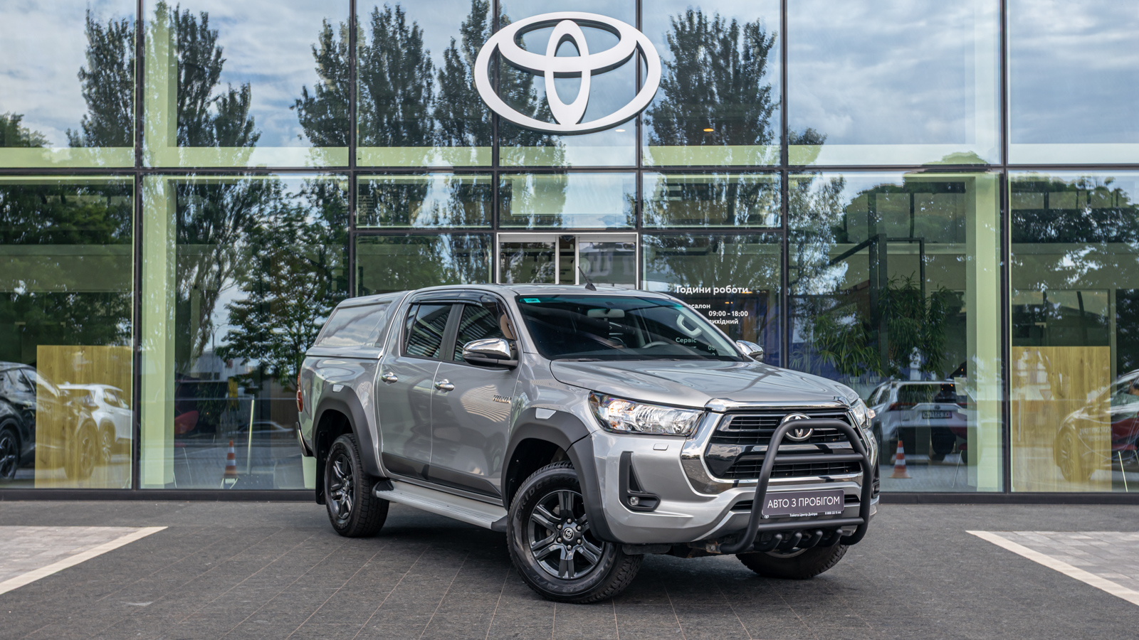 Toyota HILUX 2022 року, Пікап, Тойота Центр Дніпро "Алмаз Мотор" на Запорізькому шосе, м.Дніпро | Фото № 18 Toyota HILUX 2022 року з пробігом 28240 км, Пікап, Тойота Центр Дніпро "Алмаз Мотор" на Запорізькому шосе, м.Дніпро - 2160000 ГРН | Фото № 18