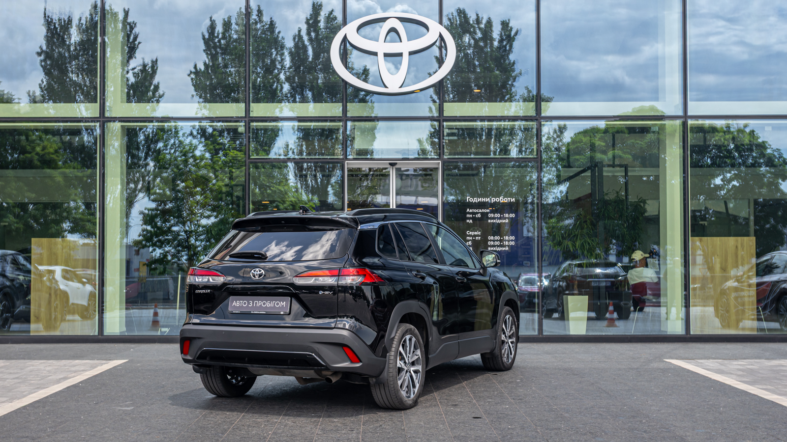 Toyota COROLLA CROSS 2024 року, Хетчбек, Тойота Центр Дніпро "Алмаз Мотор" на Запорізькому шосе, м.Дніпро | Фото № 21 Toyota COROLLA CROSS 2024 року з пробігом 35417 км, Хетчбек, Тойота Центр Дніпро "Алмаз Мотор" на Запорізькому шосе, м.Дніпро - 1600000 ГРН | Фото № 21