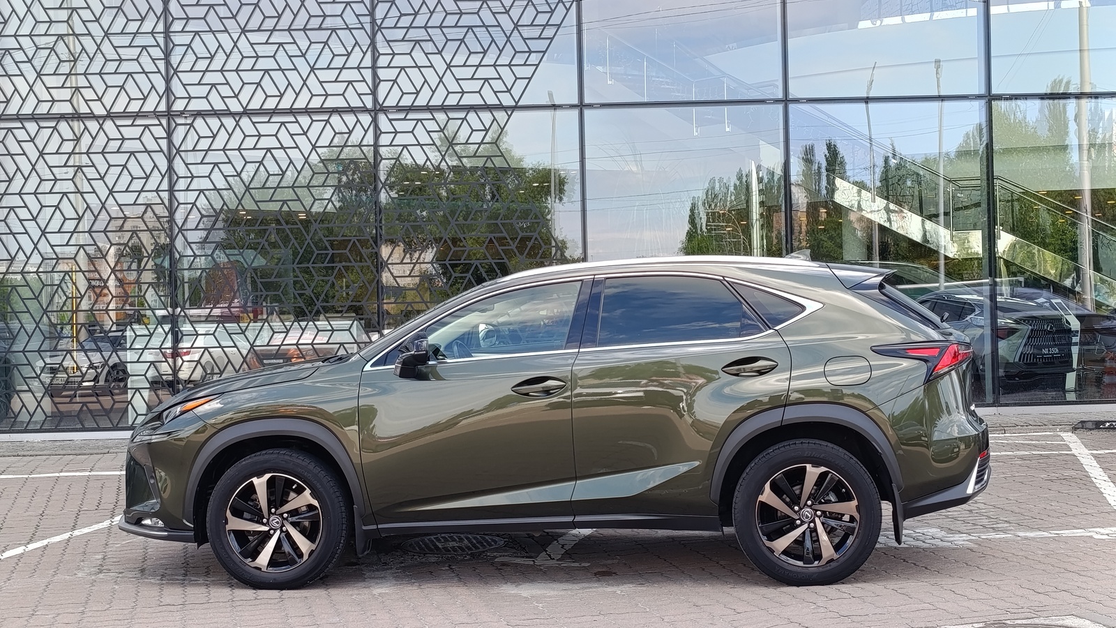 Lexus NX 2021 року, Універсал, Лексус Київ Захід, м.Київ | Фото № 3 Lexus NX 2021 року з пробігом 54000 км, Універсал, Лексус Київ Захід, м.Київ - 1520000 ГРН | Фото № 3