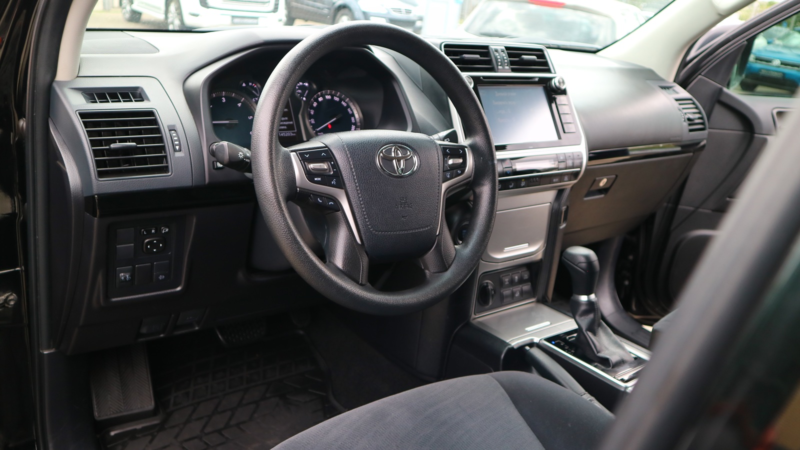 Toyota LAND CRUISER PRADO 2021 року, Універсал, Тойота Центр Київ "Автосаміт Укравто Столичне", м.Київ | Фото № 18 Toyota LAND CRUISER PRADO 2021 року з пробігом 145176 км, Універсал, Тойота Центр Київ "Автосаміт Укравто Столичне", м.Київ - 1631000 ГРН | Фото № 18