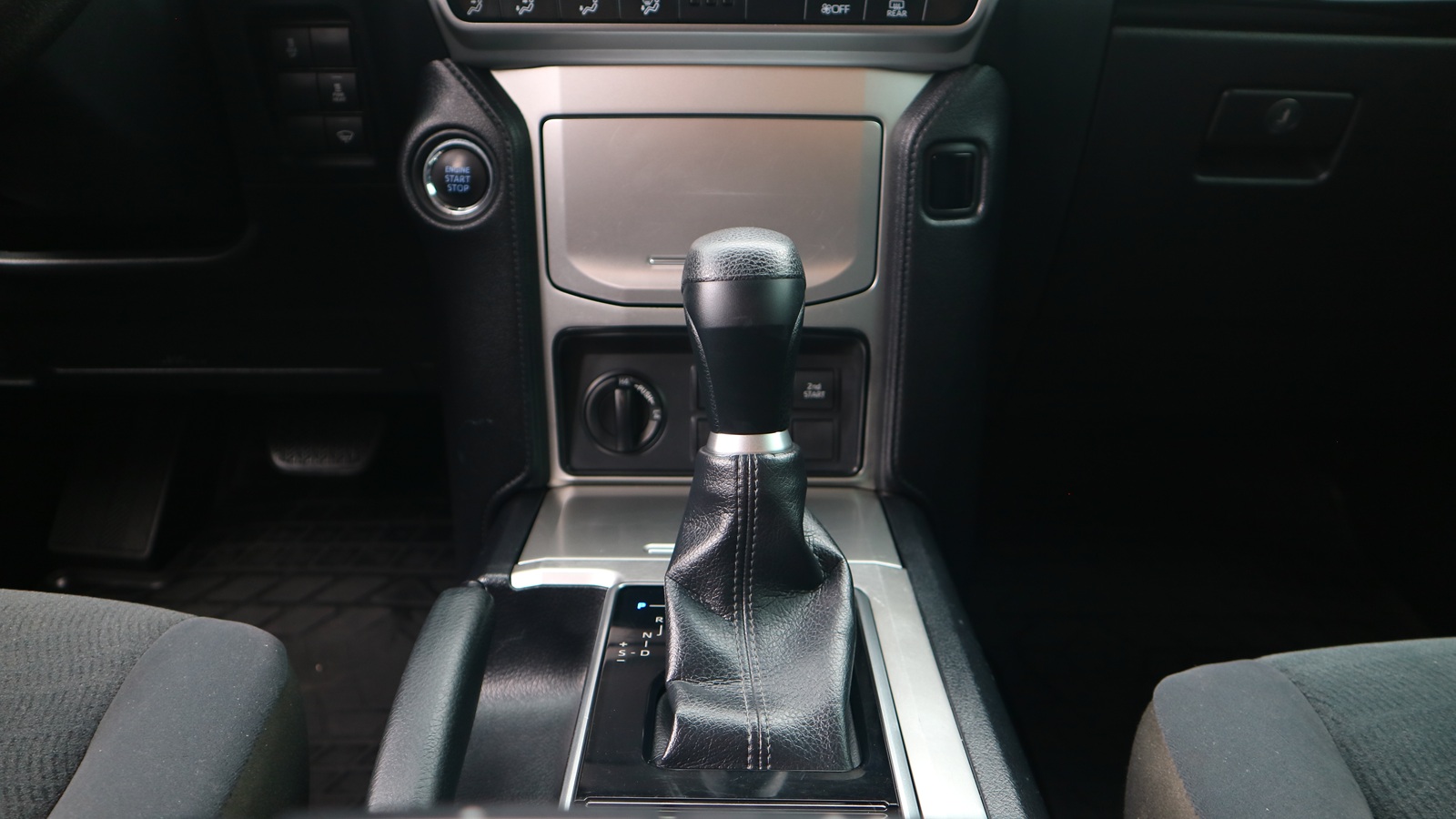 Toyota LAND CRUISER PRADO 2021 року, Універсал, Тойота Центр Київ "Автосаміт Укравто Столичне", м.Київ | Фото № 20 Toyota LAND CRUISER PRADO 2021 року з пробігом 145176 км, Універсал, Тойота Центр Київ "Автосаміт Укравто Столичне", м.Київ - 1631000 ГРН | Фото № 20