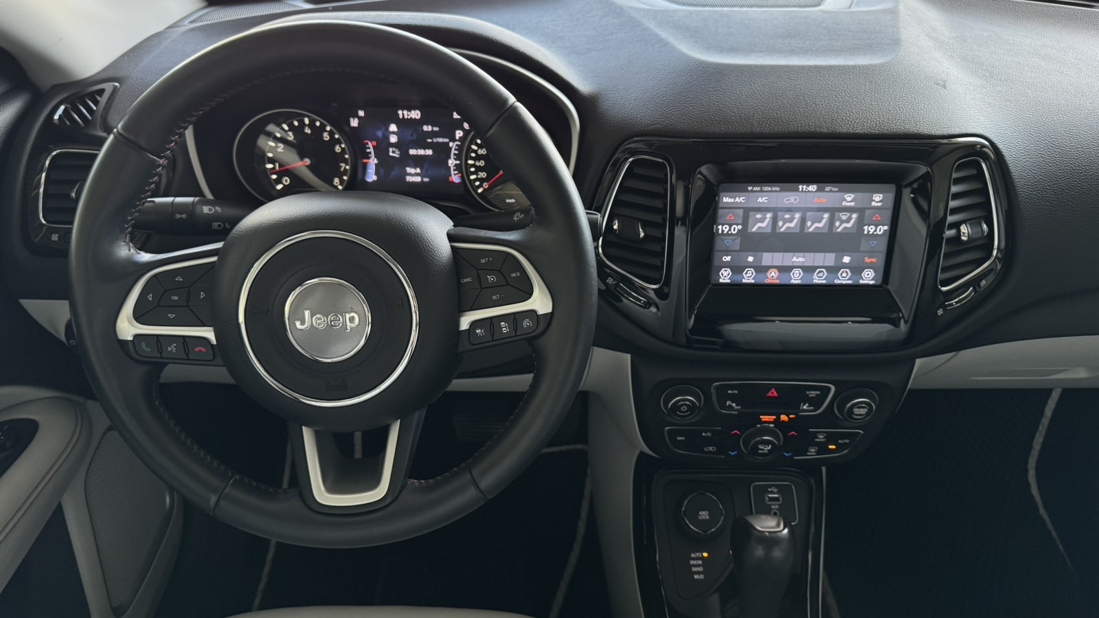 Інші авто JEEP COMPASS 2016 року, Універсал, Тойота Центр Київ "Автосаміт Укравто", м.Київ | Фото № 9 Інші авто JEEP COMPASS 2016 року з пробігом 73208 км, Універсал, Тойота Центр Київ "Автосаміт Укравто", м.Київ - 832800 ГРН | Фото № 9