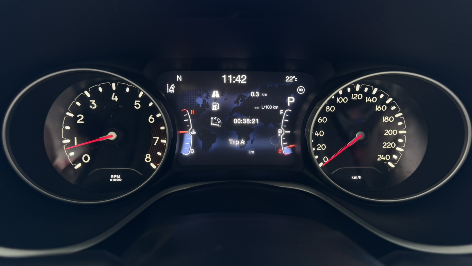 Інші авто JEEP COMPASS 2016 року, Універсал, Тойота Центр Київ "Автосаміт Укравто", м.Київ | Фото № 14 Інші авто JEEP COMPASS 2016 року з пробігом 73208 км, Універсал, Тойота Центр Київ "Автосаміт Укравто", м.Київ - 832800 ГРН | Фото № 14