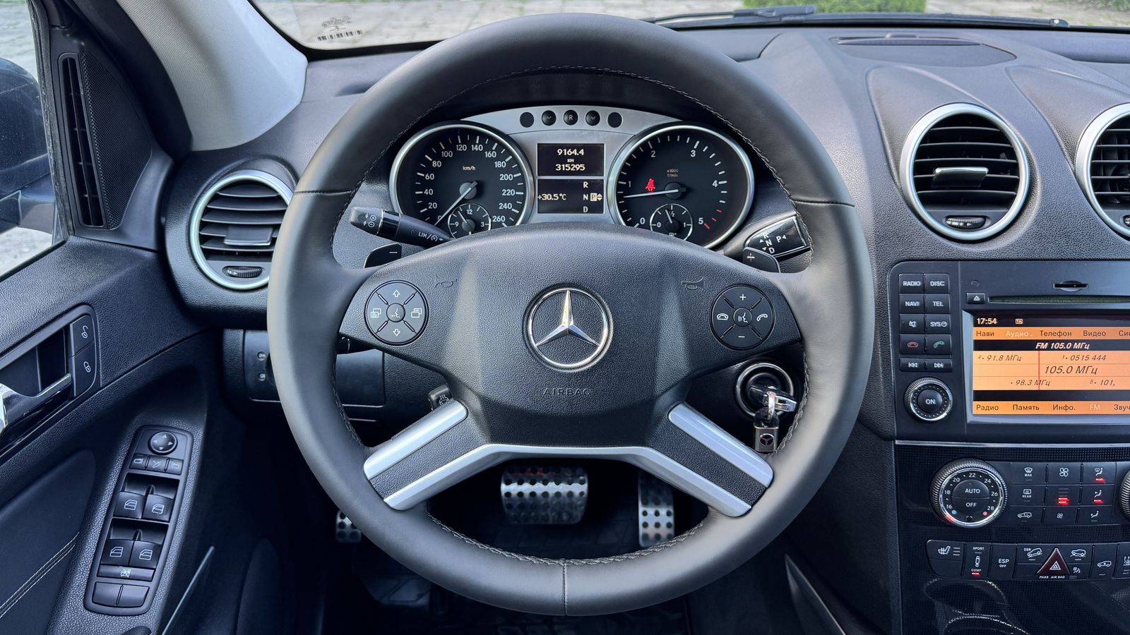Інші авто MERCEDES-BENZ ML (W 164) 2011 року, Універсал, Тойота Центр Чернівці "Олімп-Моторс", м.Чернівці | Фото № 13 Інші авто MERCEDES-BENZ ML (W 164) 2011 року з пробігом 315295 км, Універсал, Тойота Центр Чернівці "Олімп-Моторс", м.Чернівці - 650000 ГРН | Фото № 13