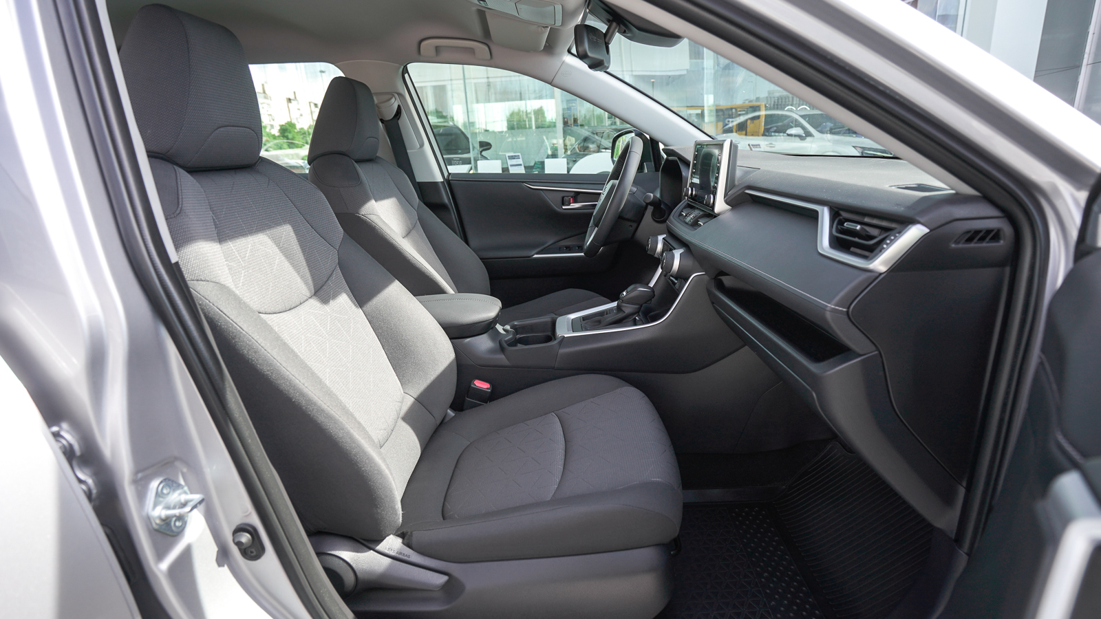 Toyota RAV4 2020 року, Універсал, Лексус Львів, м.Львів | Фото № 6 Toyota RAV4 2020 року з пробігом 28162 км, Універсал, Лексус Львів, м.Львів - 1420650 ГРН | Фото № 6