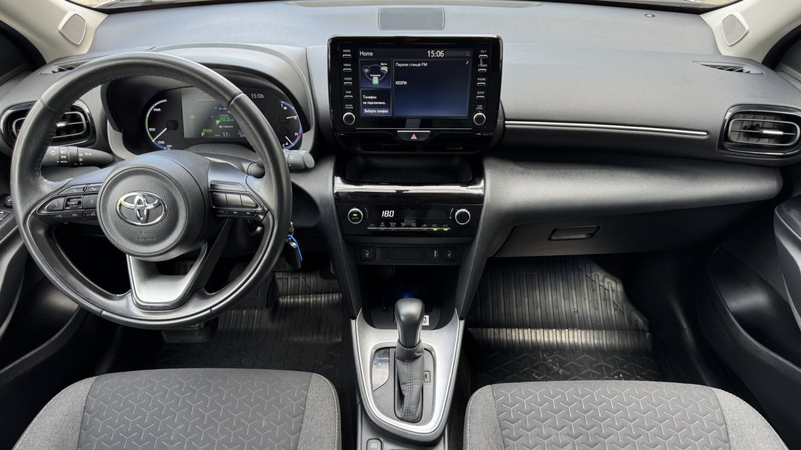 Toyota YARIS CROSS 2023 року, Хетчбек, Тойота Центр Київ "Автосаміт Укравто", м.Київ | Фото № 8 Toyota YARIS CROSS 2023 року з пробігом 60559 км, Хетчбек, Тойота Центр Київ "Автосаміт Укравто", м.Київ - 1212500 ГРН | Фото № 8