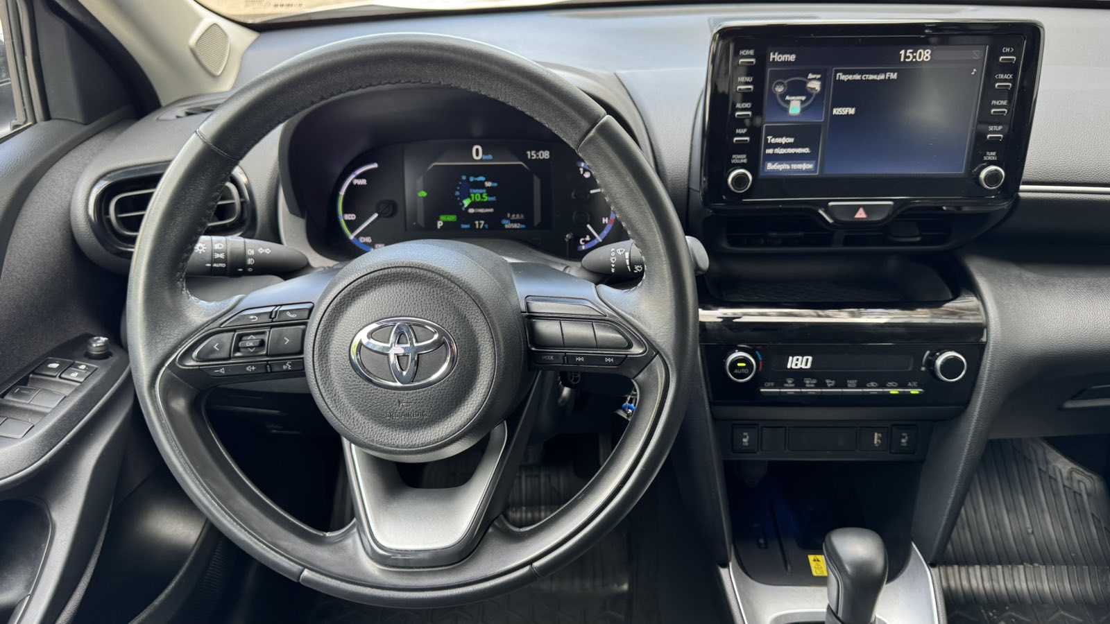 Toyota YARIS CROSS 2023 року, Хетчбек, Тойота Центр Київ "Автосаміт Укравто", м.Київ | Фото № 9 Toyota YARIS CROSS 2023 року з пробігом 60559 км, Хетчбек, Тойота Центр Київ "Автосаміт Укравто", м.Київ - 1212500 ГРН | Фото № 9