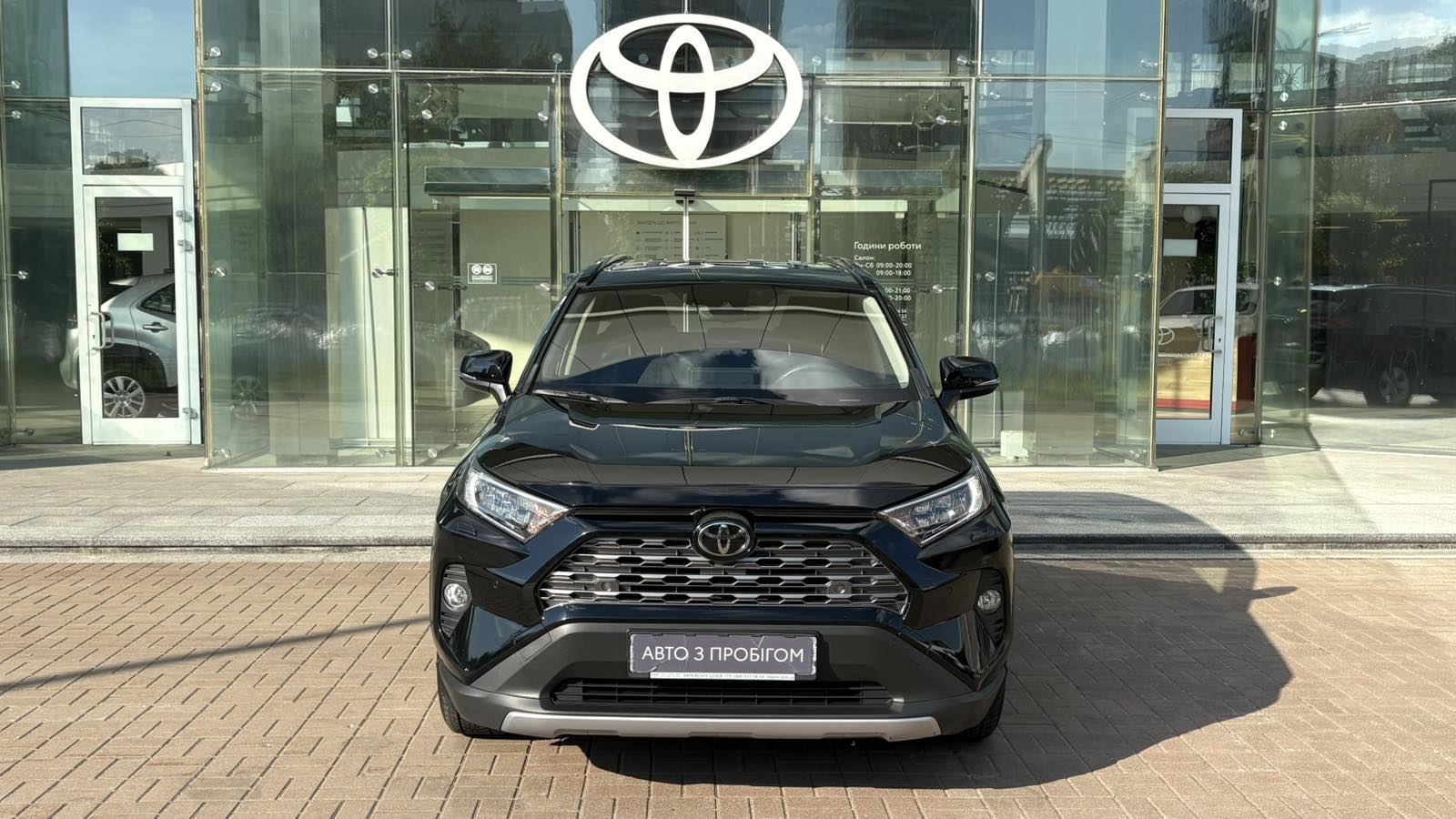 Toyota RAV4 2021 року, Універсал, Тойота Центр Київ "Автосаміт Укравто", м.Київ | Фото № 5 Toyota RAV4 2021 року з пробігом 89216 км, Універсал, Тойота Центр Київ "Автосаміт Укравто", м.Київ - 1328750 ГРН | Фото № 5