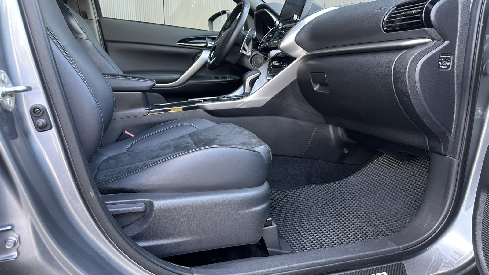Інші авто MITSUBISHI Eclipse Cross 2021 року з пробігом 82338 км, Універсал, Лексус Київ Аеропорт, м.Київ - 980420 ГРН | Фото № 6