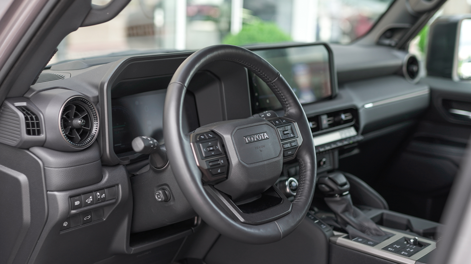 Toyota LAND CRUISER PRADO 2024 року, Універсал, Тойота Центр Львів "Діамант", м.Львів | Фото № 15 Toyota LAND CRUISER PRADO 2024 року з пробігом 5406 км, Універсал, Тойота Центр Львів "Діамант", м.Львів - 2976600 ГРН | Фото № 15