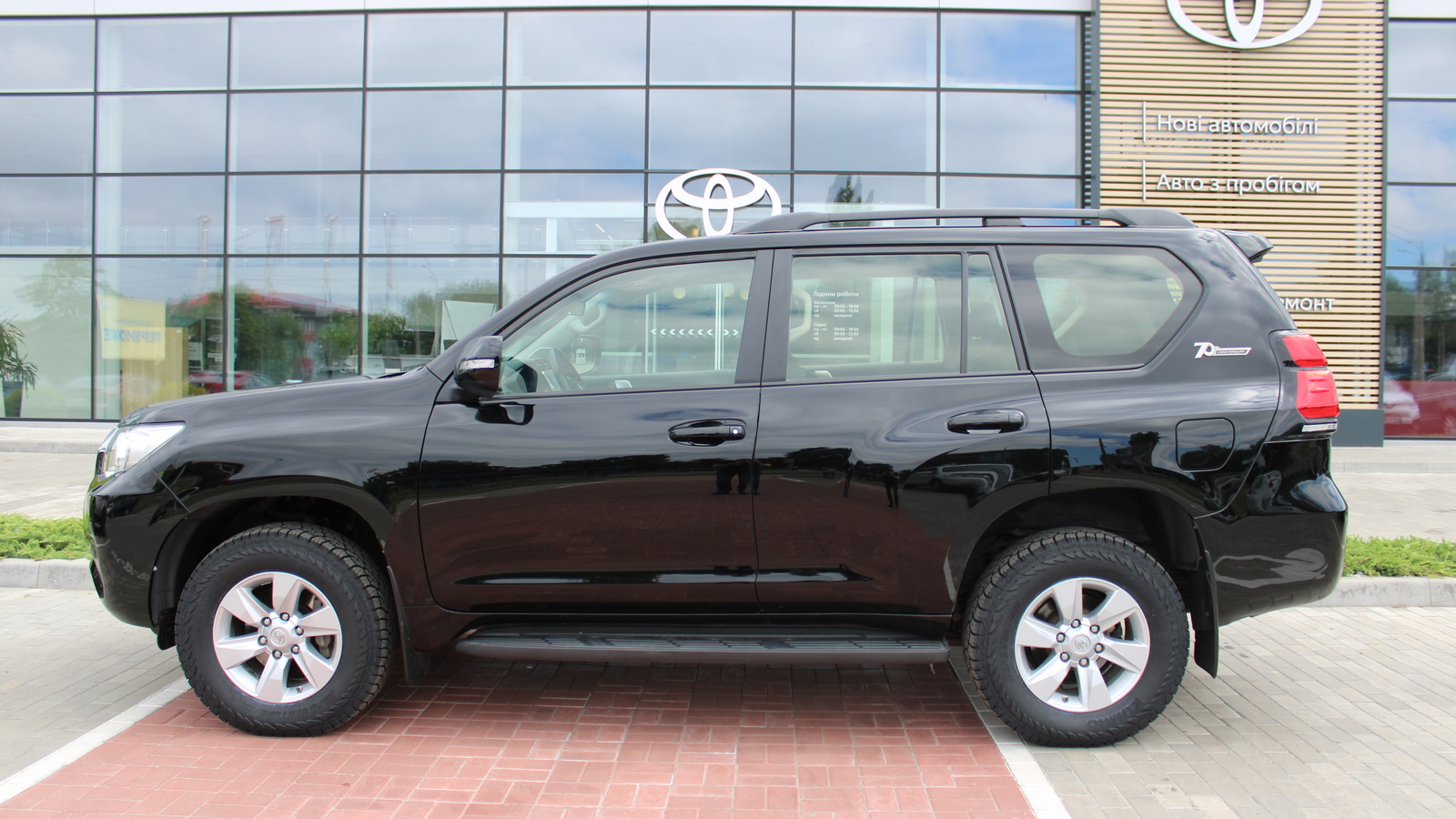 Toyota LAND CRUISER PRADO 2021 року з пробігом 122079 км, Універсал, Тойота Центр Черкаси "Мотор Сіті", м.Черкаси - 1790000 ГРН | Фото № 3