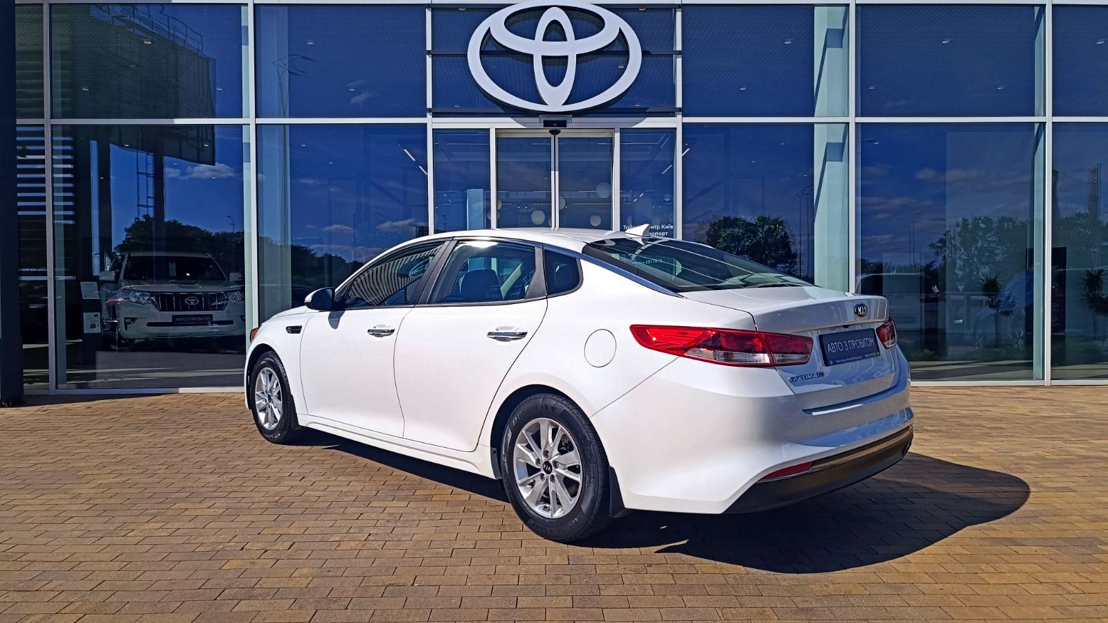 Інші авто KIA Optima 2016 року, Седан, Тойота Центр Київ «ВІДІ Аеропорт», м.Київ | Фото № 2 Інші авто KIA Optima 2016 року з пробігом 200083 км, Седан, Тойота Центр Київ «ВІДІ Аеропорт», м.Київ - 415000 ГРН | Фото № 2