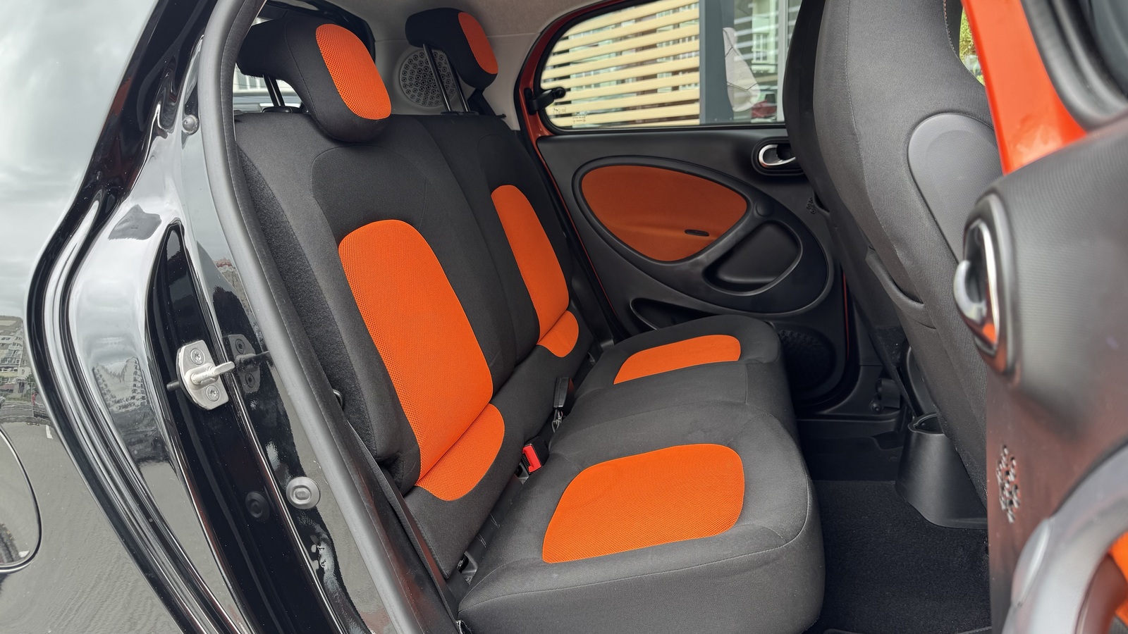 Інші авто SMART Forfour 2018 року, Хетчбек, Тойота Центр Чернігів "Соллі-Плюс", м.Чернігів | Фото № 7 Інші авто SMART Forfour 2018 року з пробігом 58000 км, Хетчбек, Тойота Центр Чернігів "Соллі-Плюс", м.Чернігів - 396000 ГРН | Фото № 7