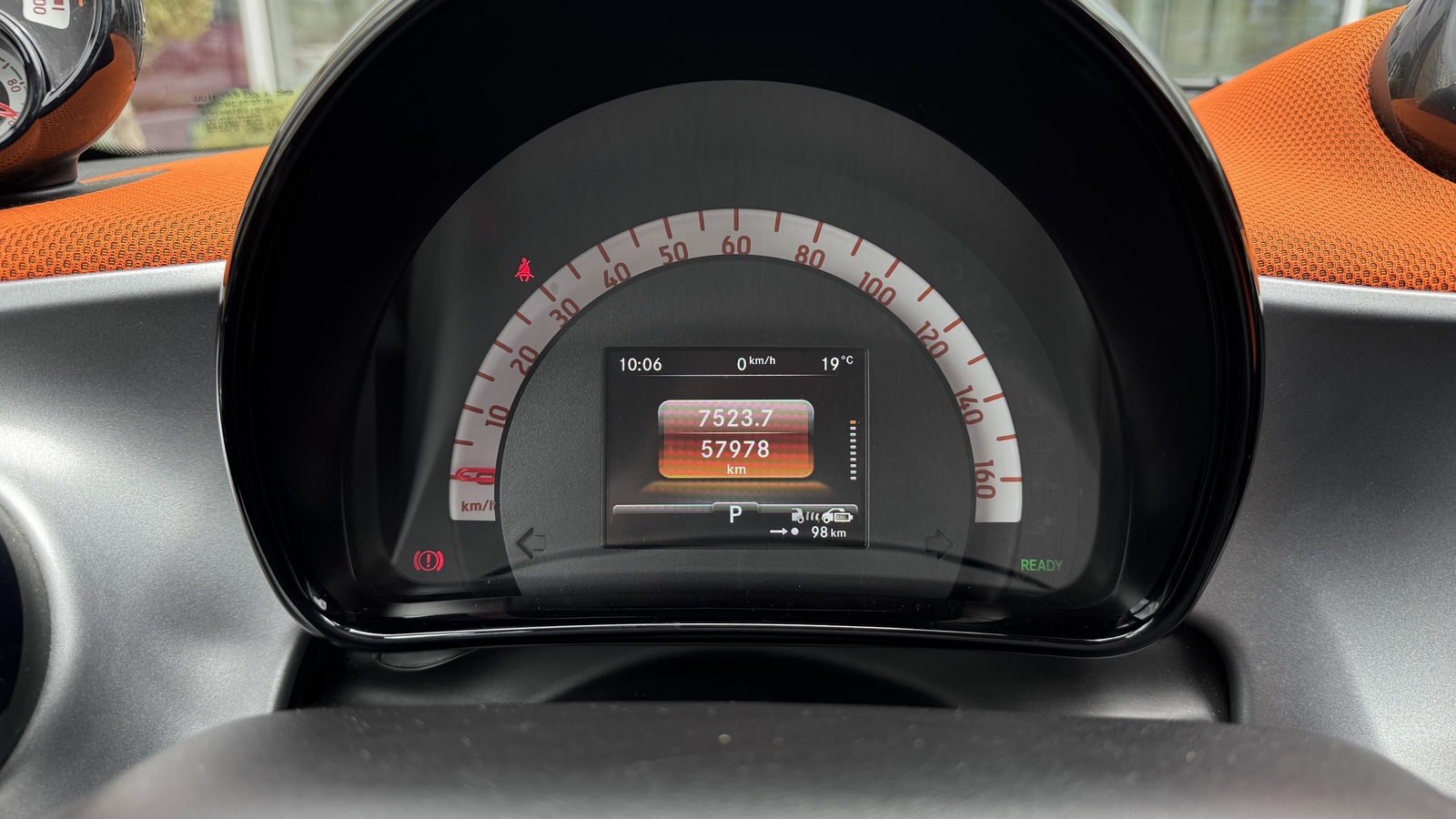 Інші авто SMART Forfour 2018 року, Хетчбек, Тойота Центр Чернігів "Соллі-Плюс", м.Чернігів | Фото № 13 Інші авто SMART Forfour 2018 року з пробігом 58000 км, Хетчбек, Тойота Центр Чернігів "Соллі-Плюс", м.Чернігів - 396000 ГРН | Фото № 13