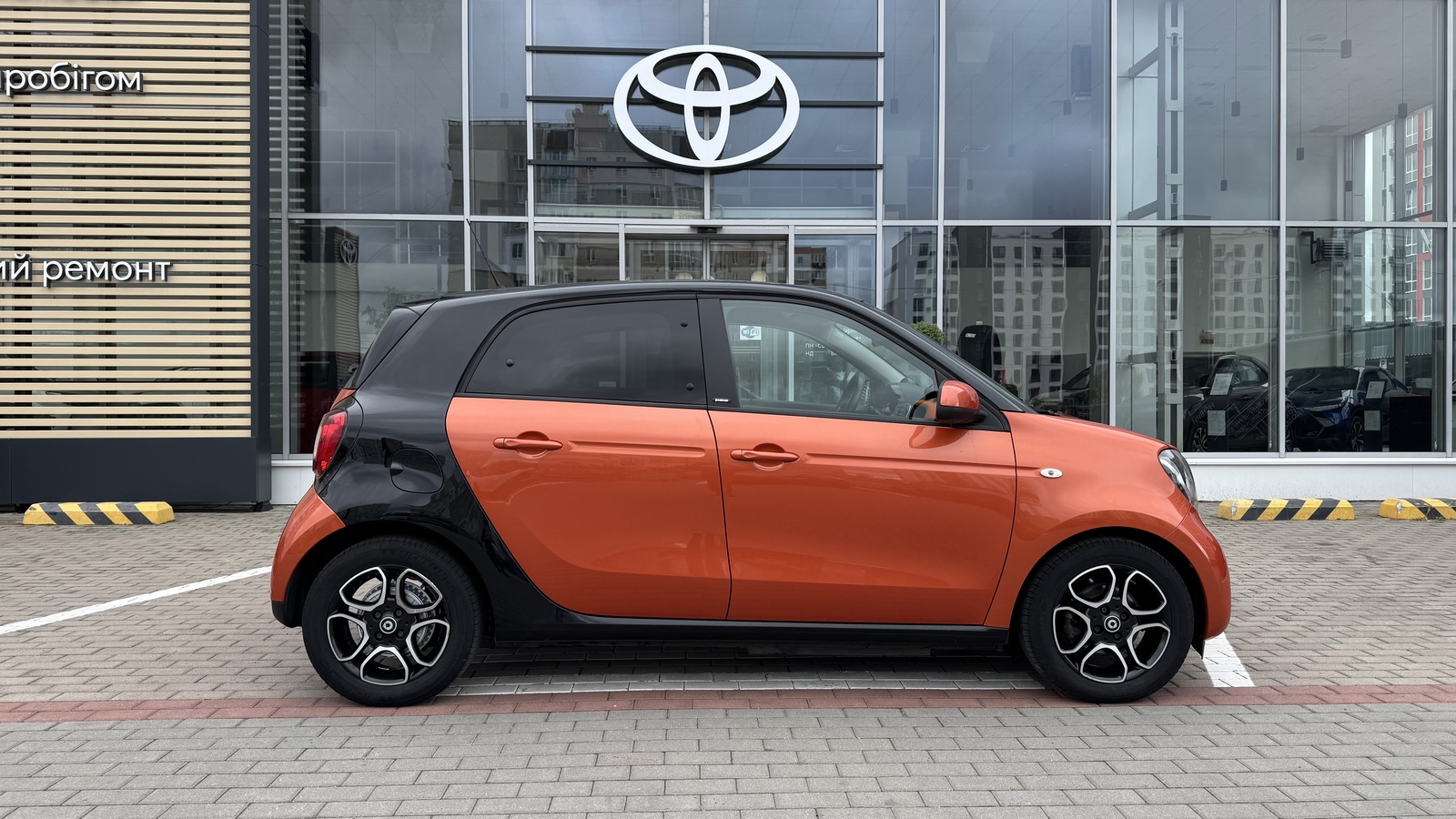 Інші авто SMART Forfour 2018 року, Хетчбек, Тойота Центр Чернігів "Соллі-Плюс", м.Чернігів | Фото № 16 Інші авто SMART Forfour 2018 року з пробігом 58000 км, Хетчбек, Тойота Центр Чернігів "Соллі-Плюс", м.Чернігів - 396000 ГРН | Фото № 16