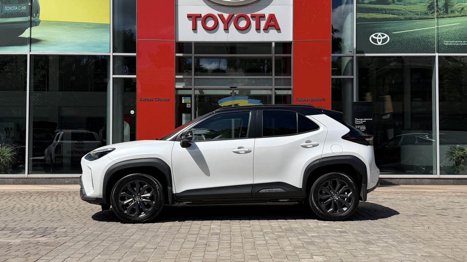 Toyota YARIS CROSS 2024 року з пробігом 30373 км, Універсал, Тойота Центр Кривий Ріг "Алмаз Сістем", м.Кривий Ріг - 1299200 ГРН | Фото № 3