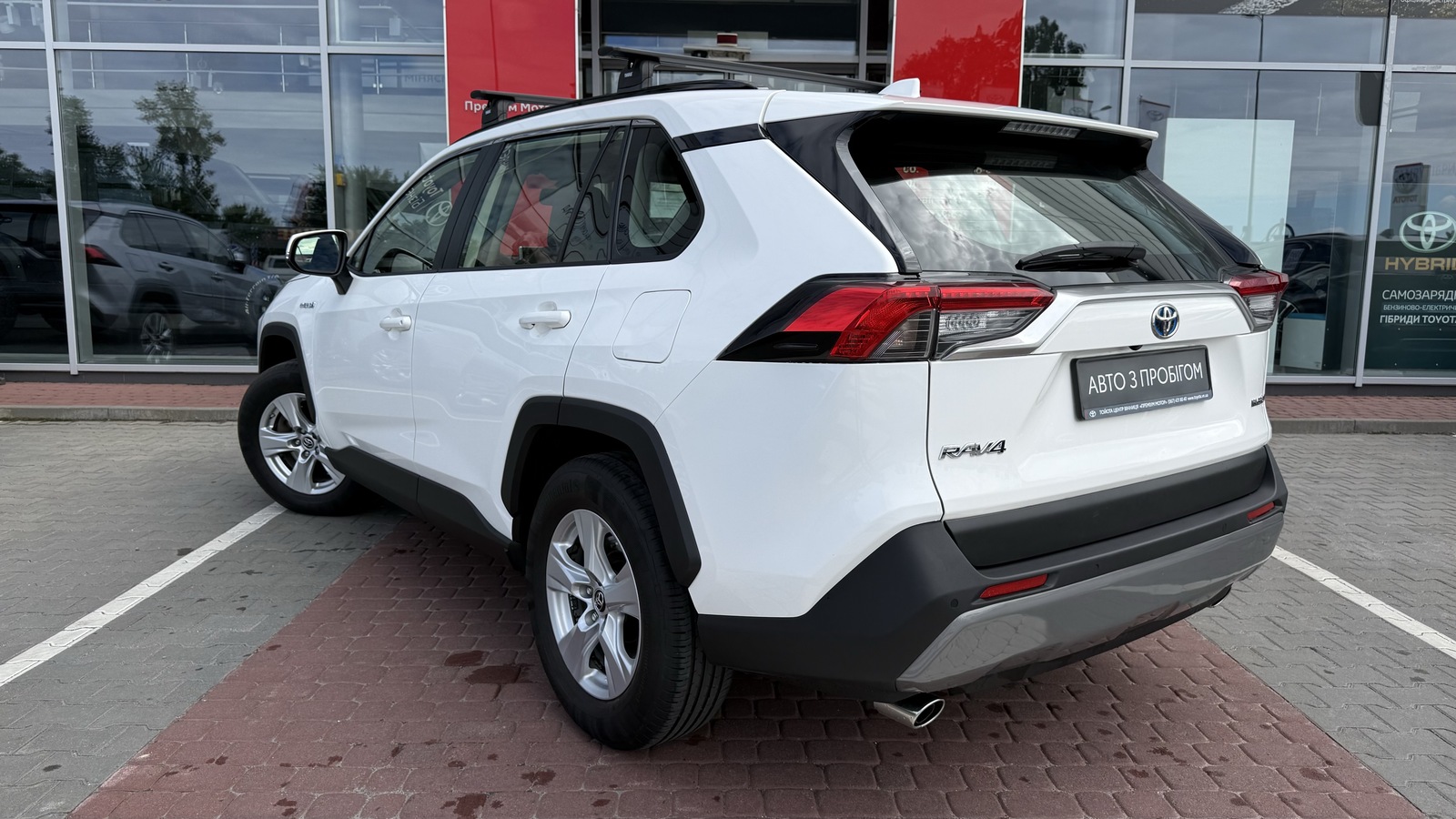 Toyota RAV4 2019 року, Універсал, Тойота Центр Вінниця "Преміум Мотор", м.Вінниця | Фото № 2 Toyota RAV4 2019 року з пробігом 152000 км, Універсал, Тойота Центр Вінниця "Преміум Мотор", м.Вінниця - 1250000 ГРН | Фото № 2