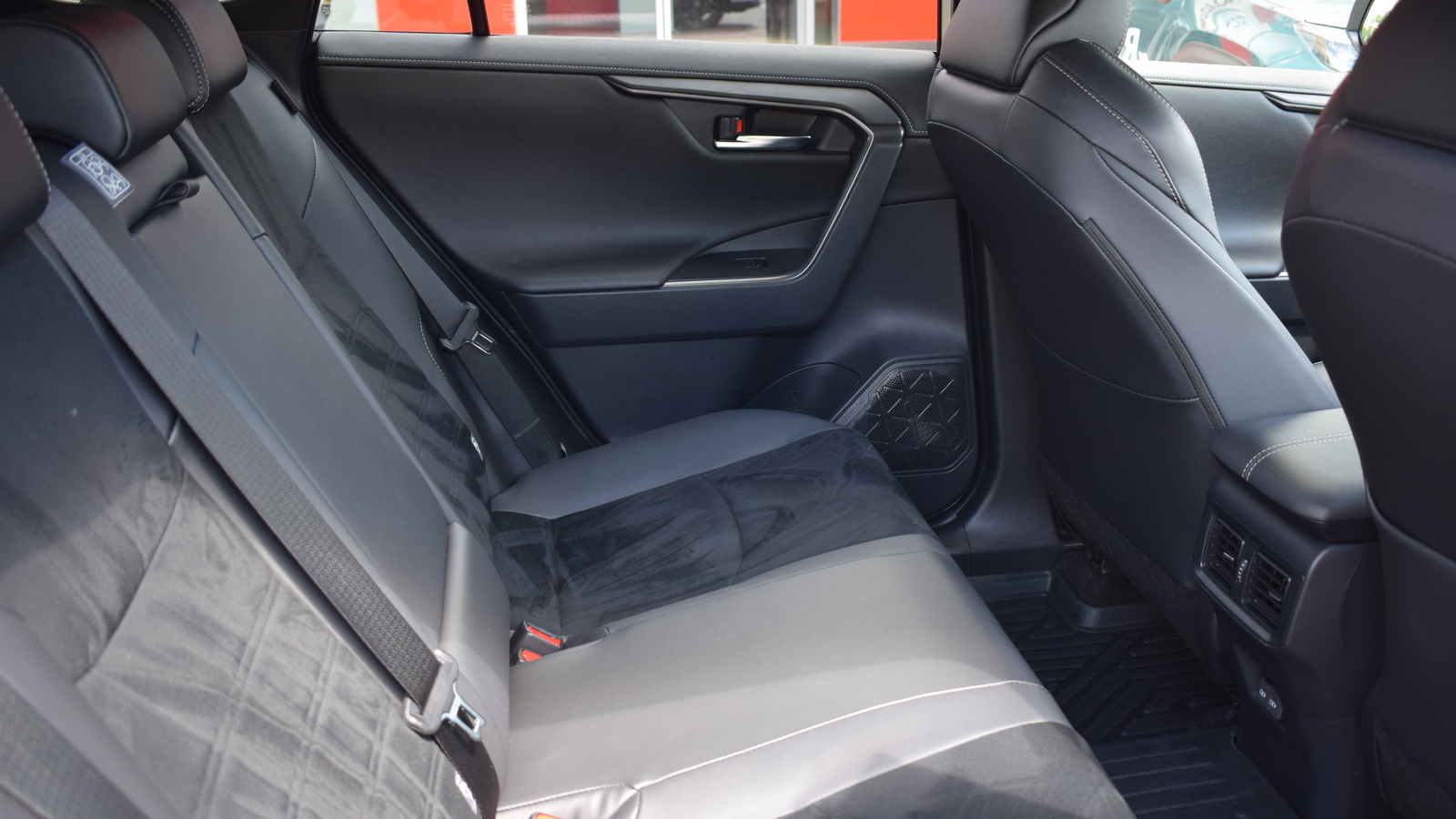 Toyota RAV4 2024 року, Універсал, Тойота Центр Житомир "Стар - Кар", м.Житомир | Фото № 7 Toyota RAV4 2024 року з пробігом 3069 км, Універсал, Тойота Центр Житомир "Стар - Кар", м.Житомир - 2173500 ГРН | Фото № 7