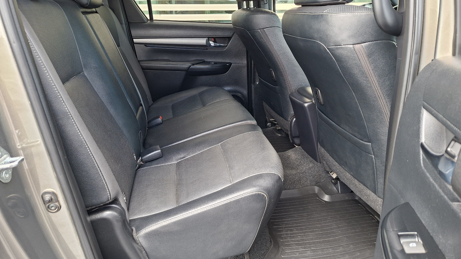 Toyota HILUX 2023 року з пробігом 80843 км, Пікап, Тойота Центр Ужгород "Карат Мотор", м.Ужгород - 1960000 ГРН | Фото № 7