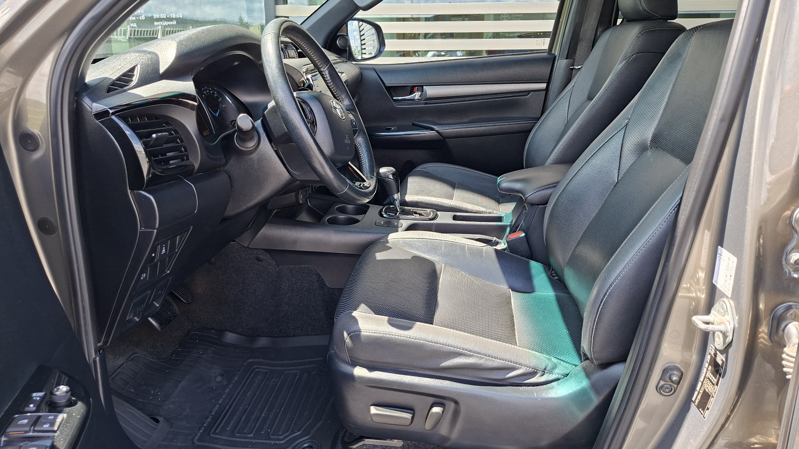 Toyota HILUX 2023 року з пробігом 80843 км, Пікап, Тойота Центр Ужгород "Карат Мотор", м.Ужгород - 1960000 ГРН | Фото № 12