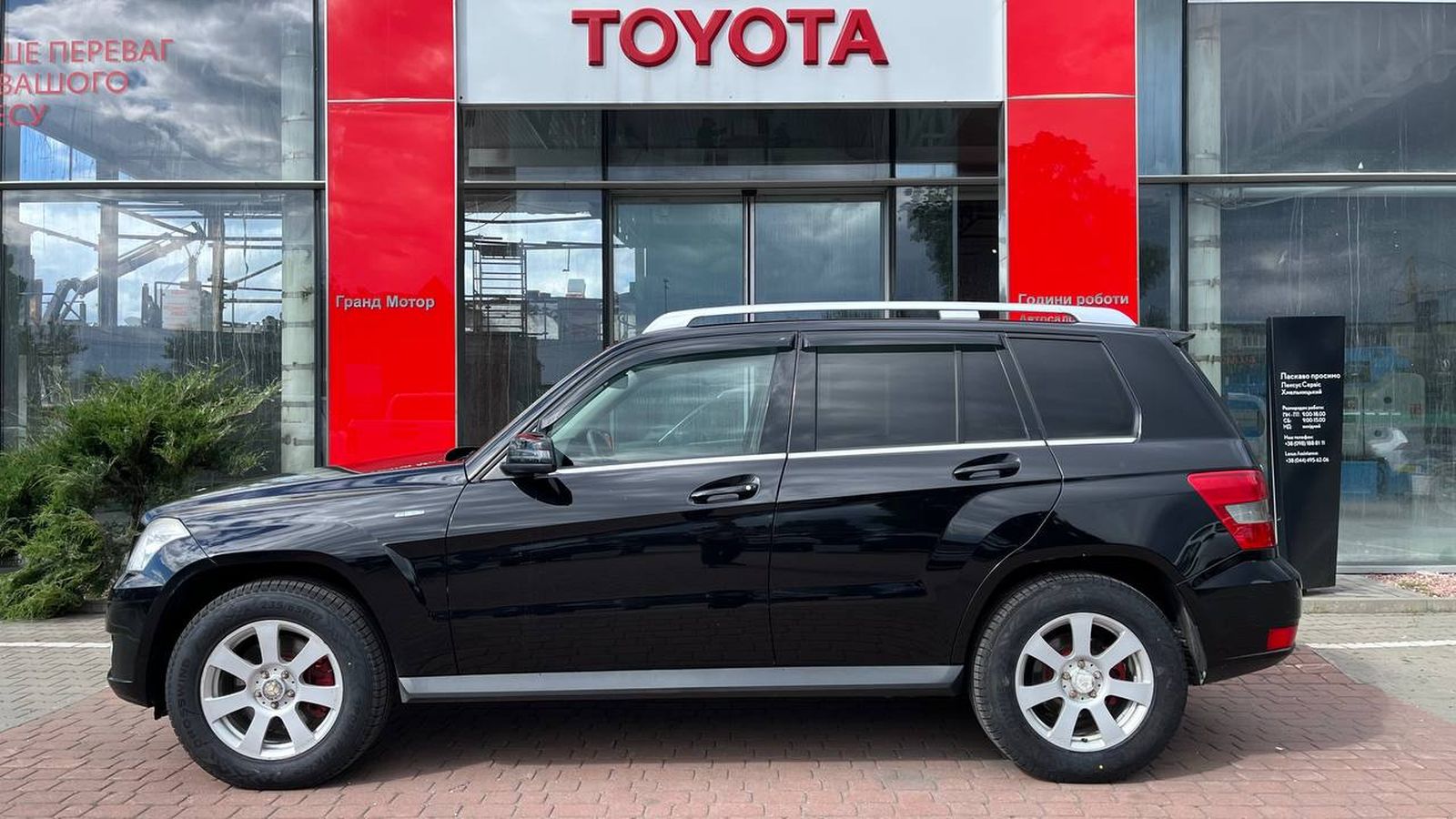Інші авто MERCEDES-BENZ GLK 2009 року, Хетчбек, Тойота Центр Хмельницький "Гранд Мотор", м.Хмельницький | Фото № 3 Інші авто MERCEDES-BENZ GLK 2009 року з пробігом 254377 км, Хетчбек, Тойота Центр Хмельницький "Гранд Мотор", м.Хмельницький - 556500 ГРН | Фото № 3