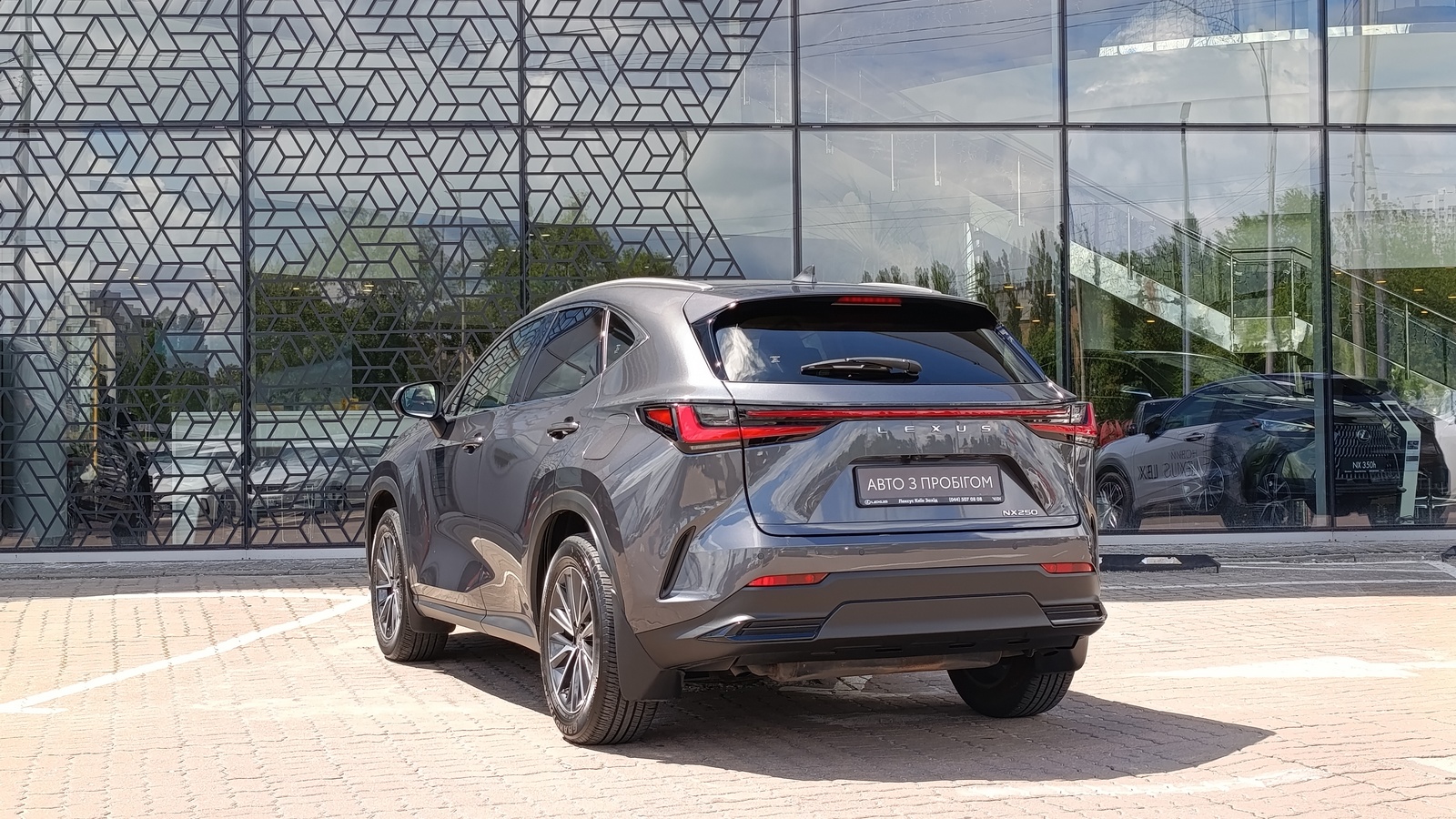 Lexus NX 2021 року, Універсал, Лексус Київ Захід, м.Київ | Фото № 2 Lexus NX 2021 року з пробігом 76494 км, Універсал, Лексус Київ Захід, м.Київ - 2075000 ГРН | Фото № 2
