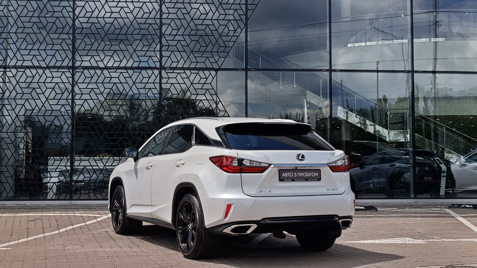 Lexus RX 2018 року, Універсал, Лексус Київ Захід, м.Київ | Фото № 2 Lexus RX 2018 року з пробігом 143220 км, Універсал, Лексус Київ Захід, м.Київ - 1606875 ГРН | Фото № 2