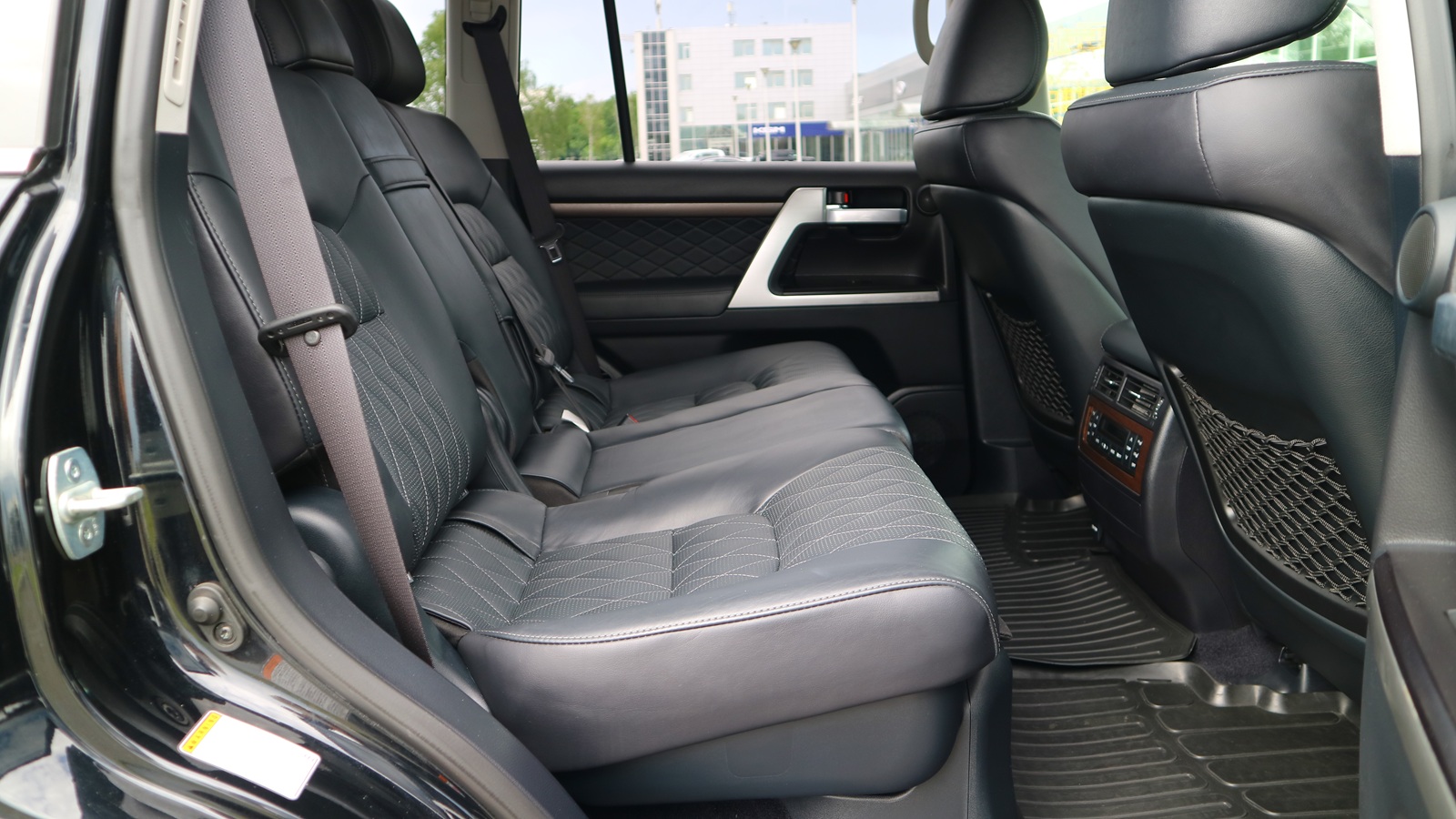 Toyota LAND CRUISER 2017 року, Універсал, Тойота Центр Київ "Автосаміт Укравто Столичне", м.Київ | Фото № 7 Toyota LAND CRUISER 2017 року з пробігом 85802 км, Універсал, Тойота Центр Київ "Автосаміт Укравто Столичне", м.Київ - 2793000 ГРН | Фото № 7