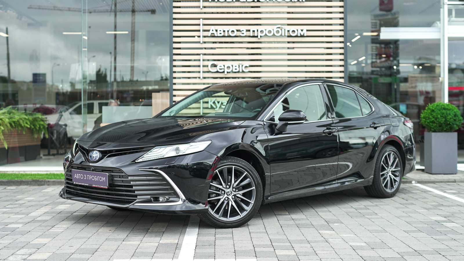 Toyota CAMRY 2021 року, Седан, Тойота Центр Львів "Діамант", м.Львів | Фото № 1 Toyota CAMRY 2021 року з пробігом 64468 км, Седан, Тойота Центр Львів "Діамант", м.Львів - 1623600 ГРН | Фото № 1