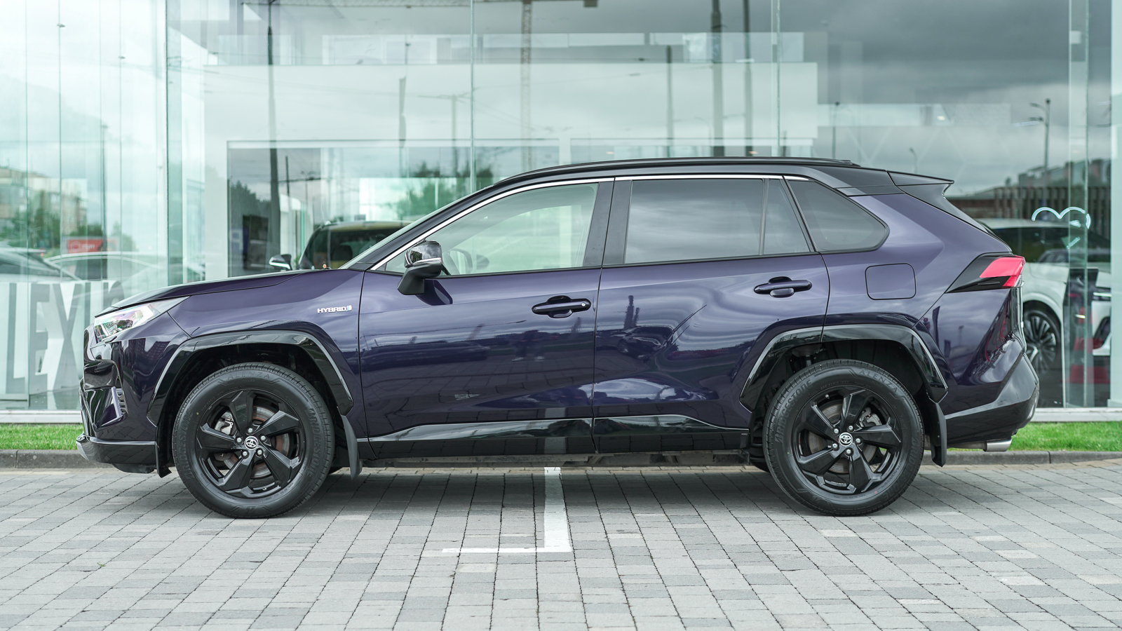 Toyota RAV4 2020 року, Універсал, Лексус Львів, м.Львів | Фото № 3 Toyota RAV4 2020 року з пробігом 99952 км, Універсал, Лексус Львів, м.Львів - 1533400 ГРН | Фото № 3
