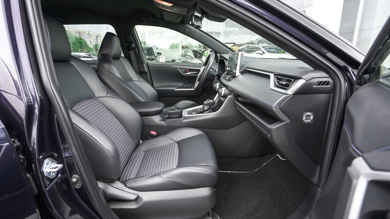 Toyota RAV4 2020 року, Універсал, Лексус Львів, м.Львів | Фото № 6 Toyota RAV4 2020 року з пробігом 99952 км, Універсал, Лексус Львів, м.Львів - 1533400 ГРН | Фото № 6