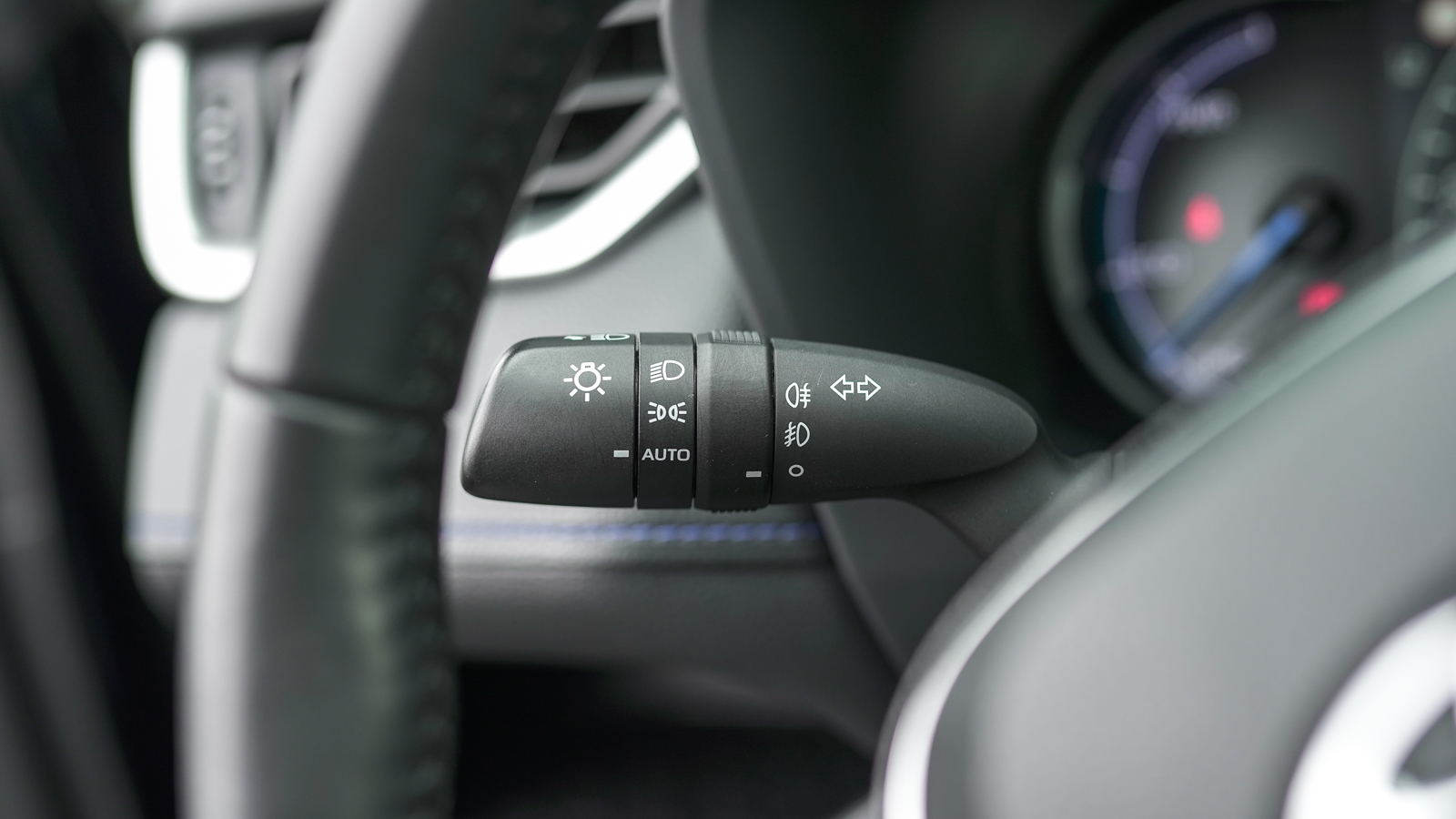 Toyota RAV4 2020 року, Універсал, Лексус Львів, м.Львів | Фото № 21 Toyota RAV4 2020 року з пробігом 99952 км, Універсал, Лексус Львів, м.Львів - 1533400 ГРН | Фото № 21