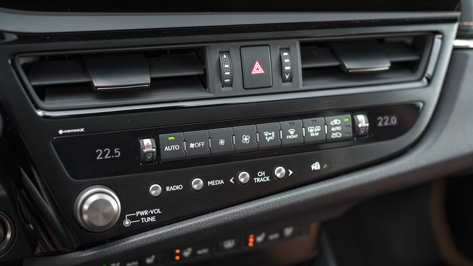 Lexus ES 2022 року, Седан, Тойота Центр Львів "Діамант", м.Львів | Фото № 39 Lexus ES 2022 року з пробігом 88896 км, Седан, Тойота Центр Львів "Діамант", м.Львів - 2097150 ГРН | Фото № 39