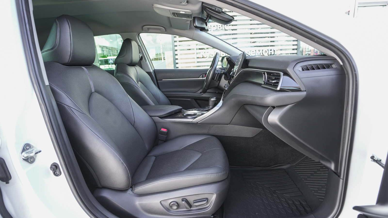 Toyota CAMRY 2024 року з пробігом 80164 км, Седан, Тойота Центр Львів "Діамант", м.Львів - 1713800 ГРН | Фото № 6