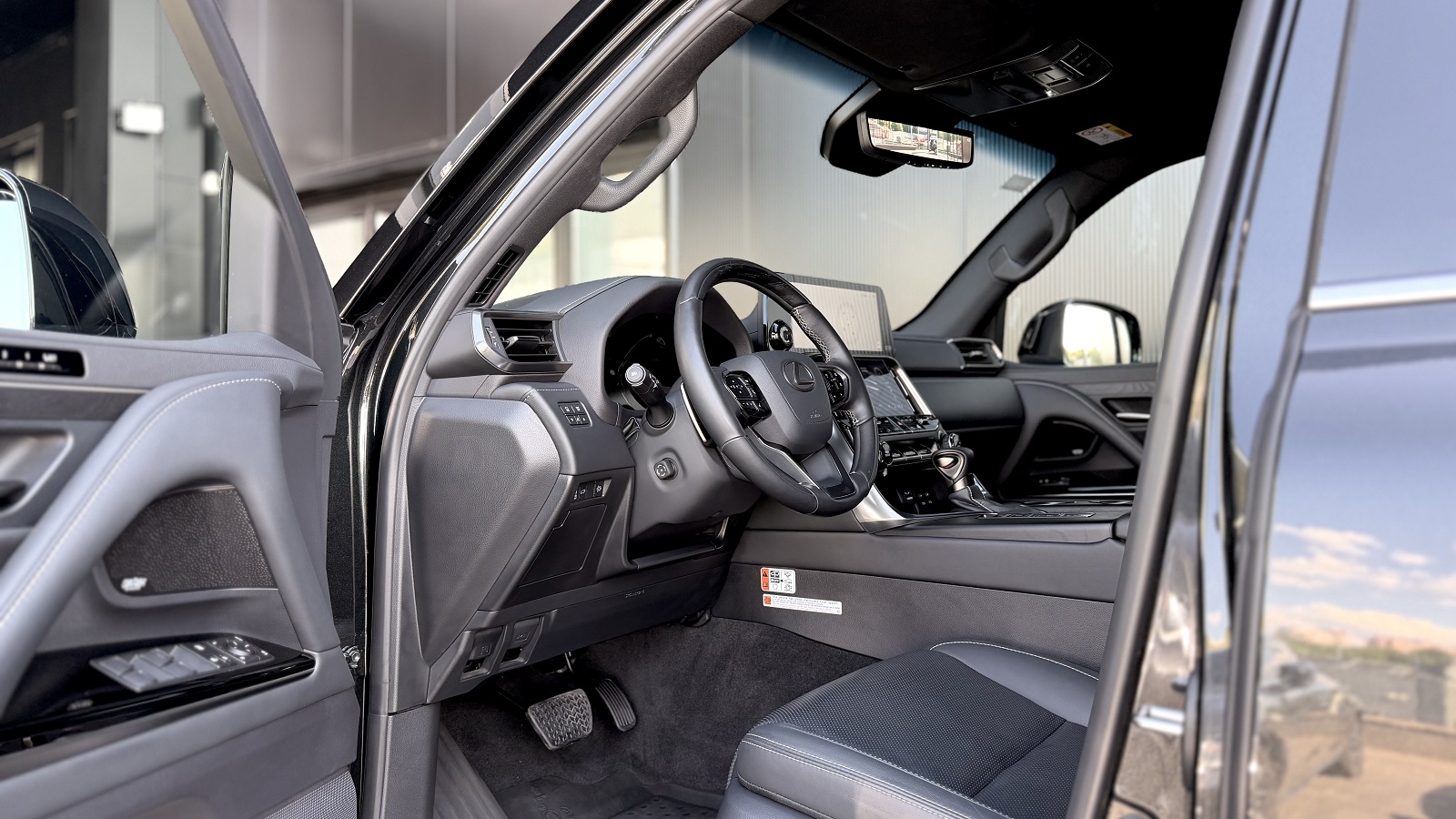 Lexus LX 2025 року, Універсал, Лексус Одеса, м.Одеса | Фото № 12 Lexus LX 2025 року з пробігом 19520 км, Універсал, Лексус Одеса, м.Одеса - 6113200 ГРН | Фото № 12