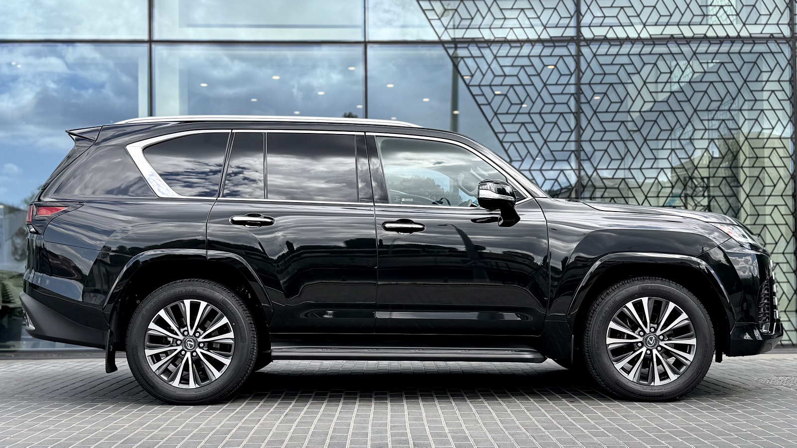 Lexus LX 2025 року, Універсал, Лексус Одеса, м.Одеса | Фото № 17 Lexus LX 2025 року з пробігом 19520 км, Універсал, Лексус Одеса, м.Одеса - 6113200 ГРН | Фото № 17