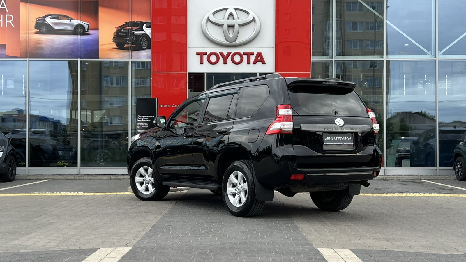 Toyota LAND CRUISER PRADO 2017 року, Універсал, Тойота Центр Івано-Франківськ "Класик-Авто", м.Івано-Франківськ | Фото № 2 Toyota LAND CRUISER PRADO 2017 року з пробігом 117500 км, Універсал, Тойота Центр Івано-Франківськ "Класик-Авто", м.Івано-Франківськ - 1440000 ГРН | Фото № 2