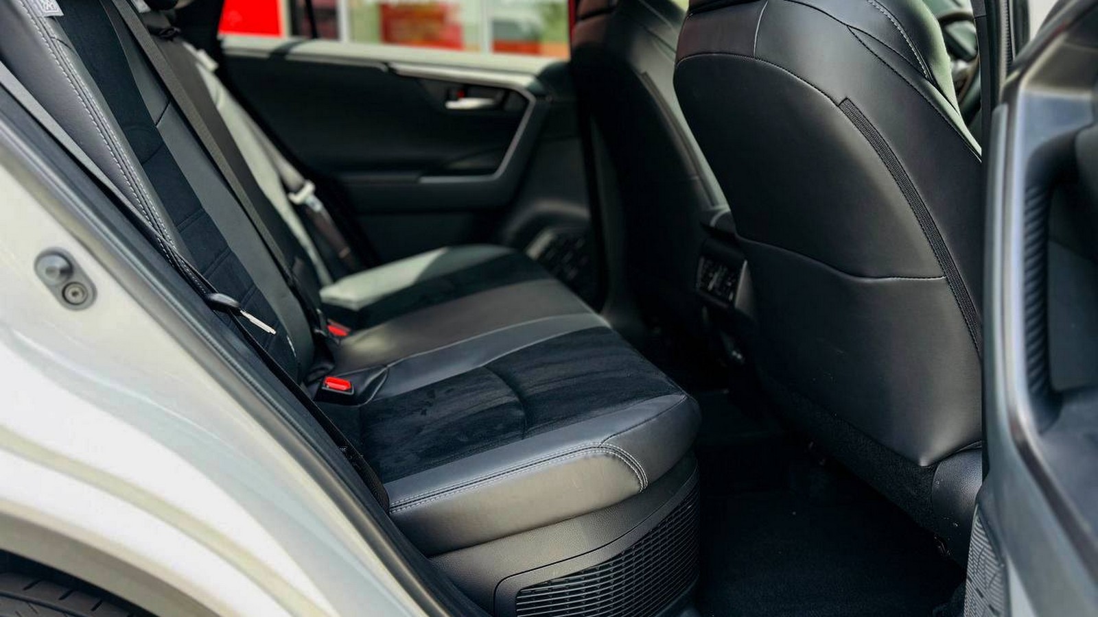 Toyota RAV4 2024 року з пробігом 3927 км, Універсал, Тойота Центр Тернопіль "Кристал Моторс", м.Тернопіль - 2160000 ГРН | Фото № 7