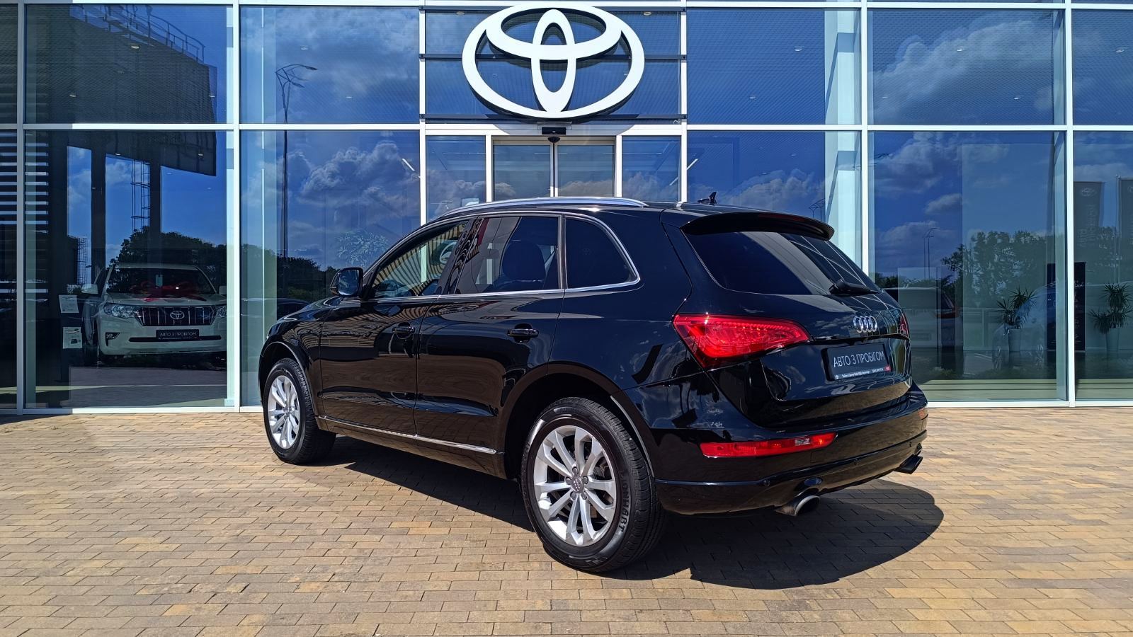 Інші авто AUDI Q5 2013 року, Універсал, Тойота Центр Київ «ВІДІ Аеропорт», м.Київ | Фото № 2 Інші авто AUDI Q5 2013 року з пробігом 192640 км, Універсал, Тойота Центр Київ «ВІДІ Аеропорт», м.Київ - 625000 ГРН | Фото № 2