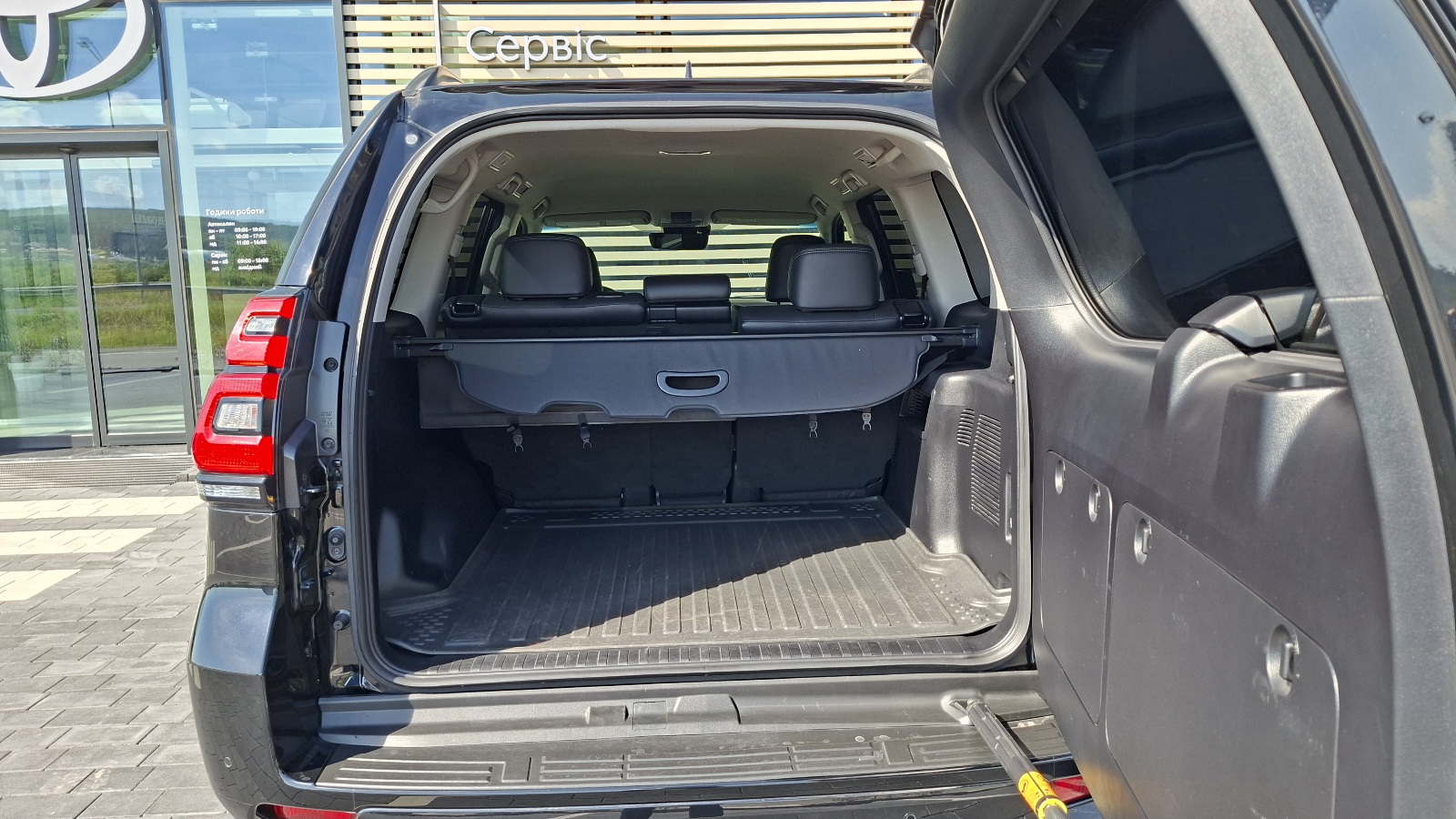 Toyota LAND CRUISER PRADO 2023 року, Універсал, Тойота Центр Ужгород "Карат Мотор", м.Ужгород | Фото № 10 Toyota LAND CRUISER PRADO 2023 року з пробігом 52300 км, Універсал, Тойота Центр Ужгород "Карат Мотор", м.Ужгород - 2340000 ГРН | Фото № 10