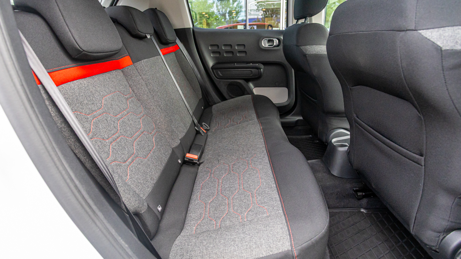 Інші авто CITROEN C3 2017 року, Хетчбек, Тойота Центр Дніпро "Алмаз Мотор" на Запорізькому шосе, м.Дніпро | Фото № 7 Інші авто CITROEN C3 2017 року з пробігом 99396 км, Хетчбек, Тойота Центр Дніпро "Алмаз Мотор" на Запорізькому шосе, м.Дніпро - 430000 ГРН | Фото № 7
