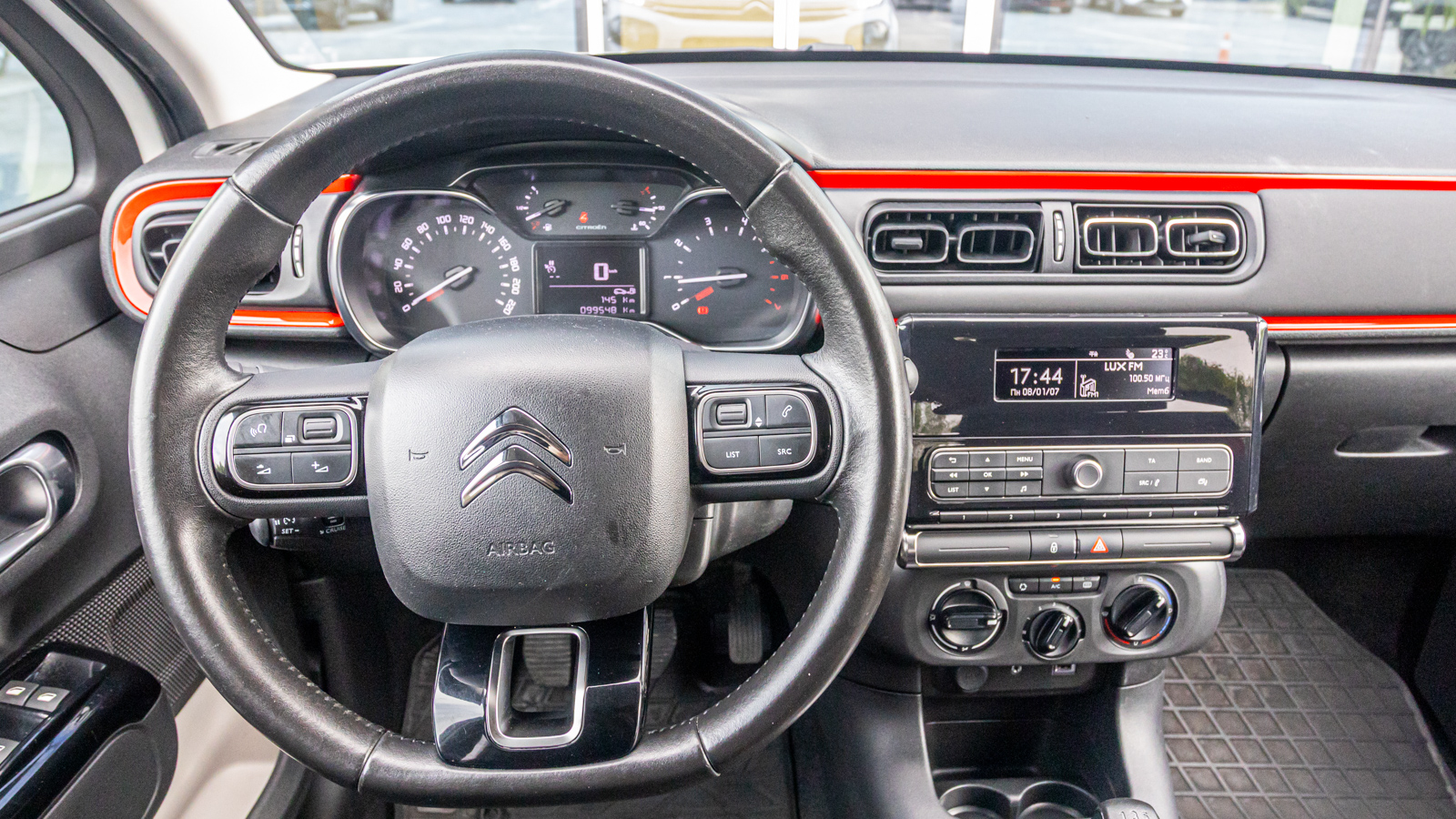 Інші авто CITROEN C3 2017 року, Хетчбек, Тойота Центр Дніпро "Алмаз Мотор" на Запорізькому шосе, м.Дніпро | Фото № 9 Інші авто CITROEN C3 2017 року з пробігом 99396 км, Хетчбек, Тойота Центр Дніпро "Алмаз Мотор" на Запорізькому шосе, м.Дніпро - 430000 ГРН | Фото № 9