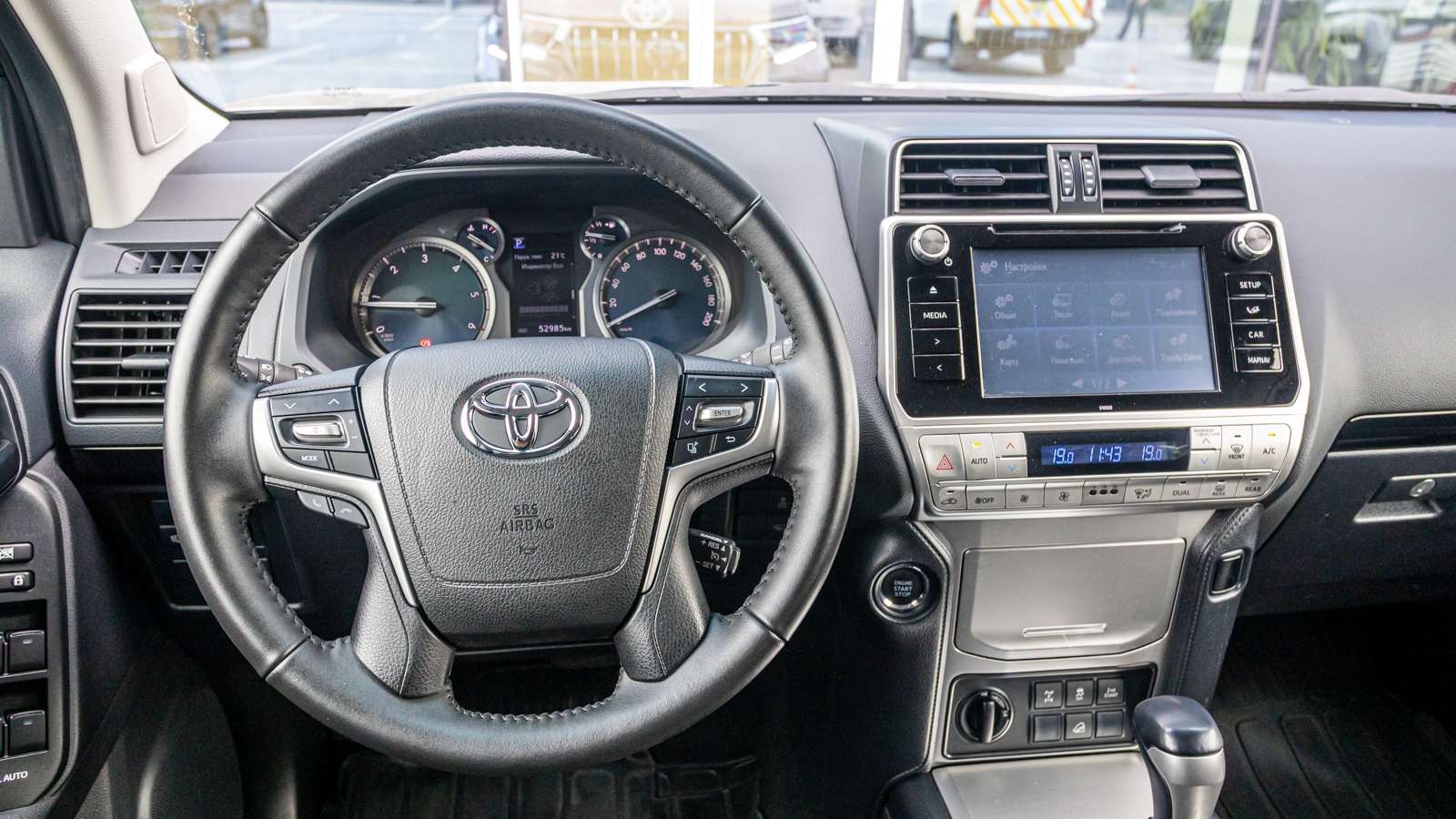 Toyota LAND CRUISER PRADO 2018 року, Універсал, Тойота Центр Дніпро "Алмаз Мотор" на Запорізькому шосе, м.Дніпро | Фото № 9 Toyota LAND CRUISER PRADO 2018 року з пробігом 52960 км, Універсал, Тойота Центр Дніпро "Алмаз Мотор" на Запорізькому шосе, м.Дніпро - 1800000 ГРН | Фото № 9
