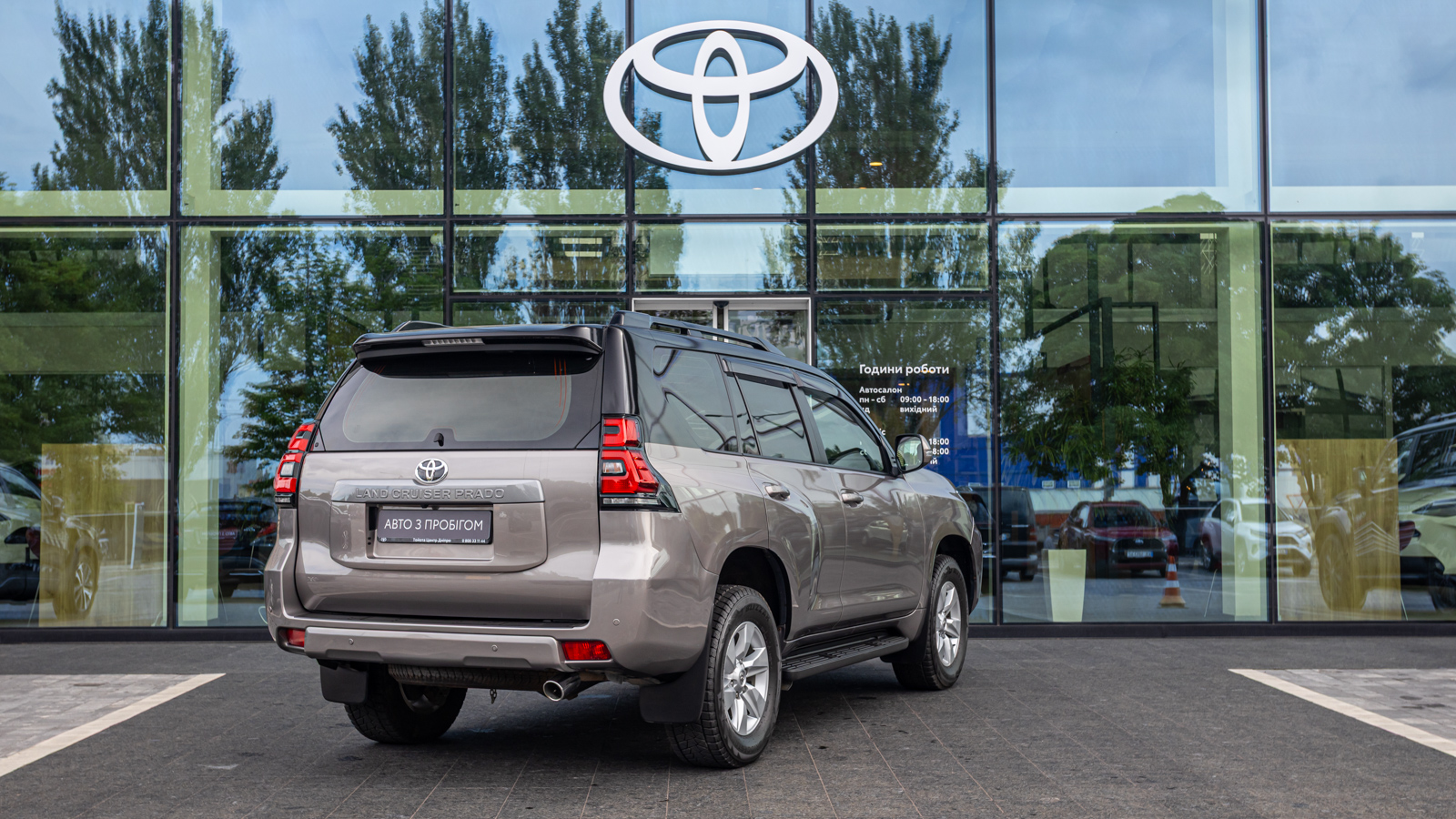 Toyota LAND CRUISER PRADO 2018 року, Універсал, Тойота Центр Дніпро "Алмаз Мотор" на Запорізькому шосе, м.Дніпро | Фото № 20 Toyota LAND CRUISER PRADO 2018 року з пробігом 52960 км, Універсал, Тойота Центр Дніпро "Алмаз Мотор" на Запорізькому шосе, м.Дніпро - 1800000 ГРН | Фото № 20